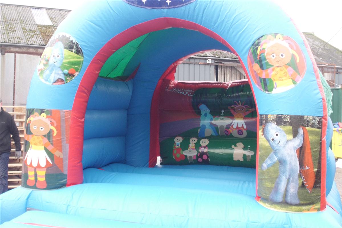 bouncy castle indoor playground