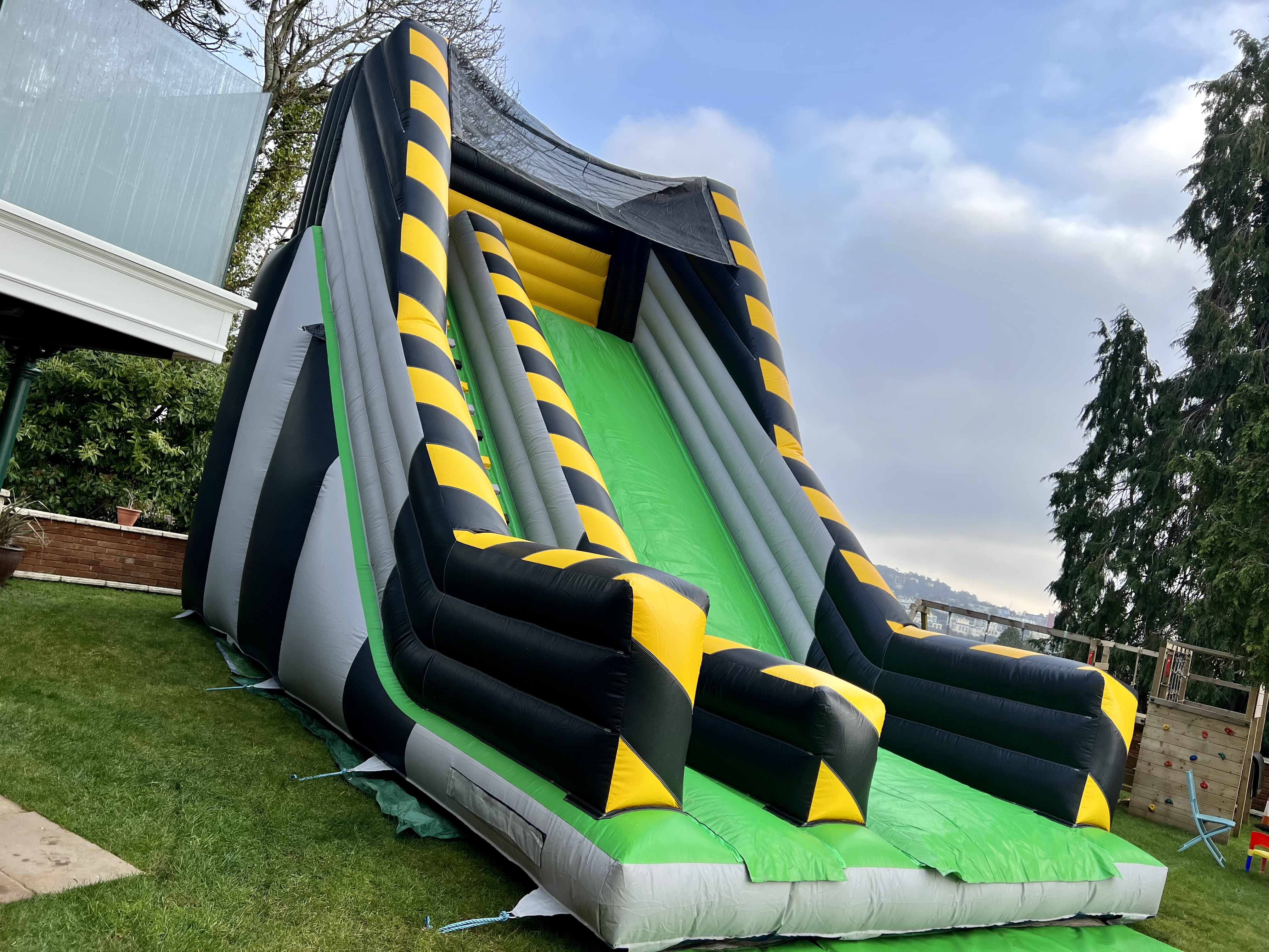 Mane Events Inflatables Inflatable Slides - Bouncy Castle Hire in Torquay | Mane Events