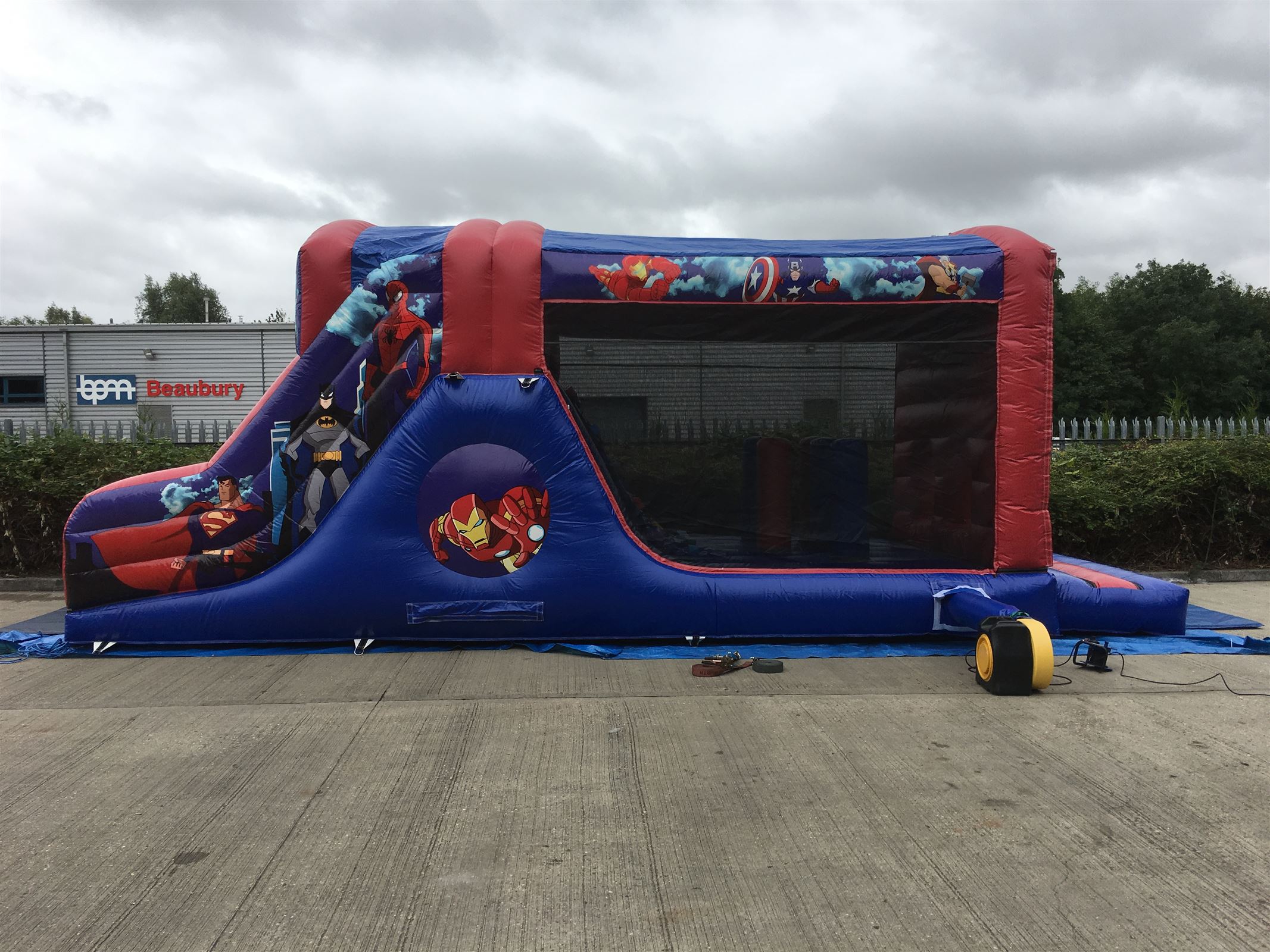 Design Your Own Bouncy Castle To Hire
