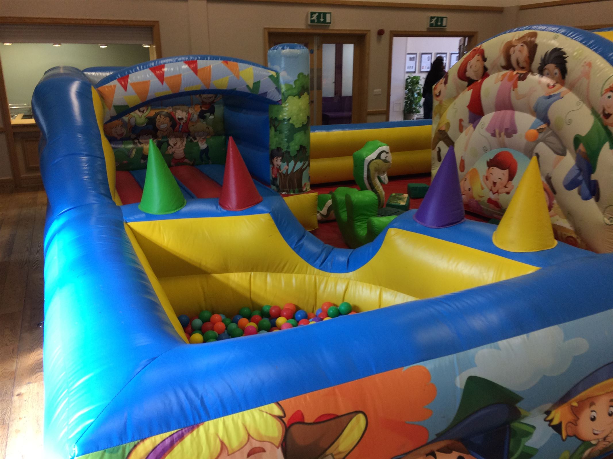 inflatable play park