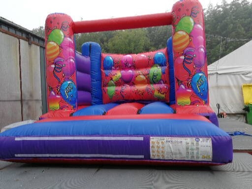 bouncy castles bolton