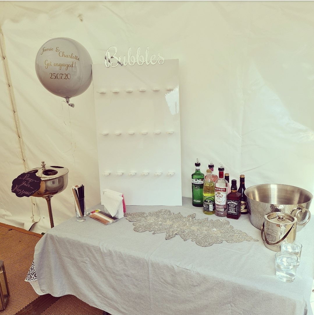 Balloons Bouncy Castles in Romford, Brentwood, Hornchurch, Essex