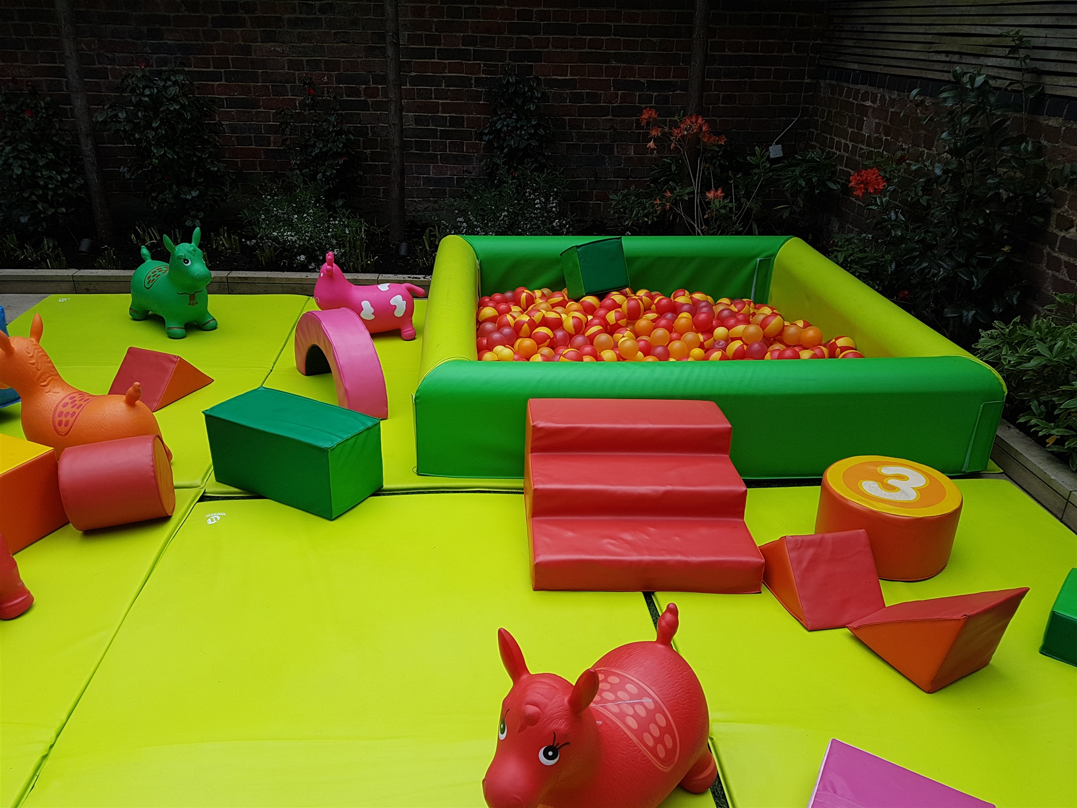 H - Soft Play - Best Bouncy Castle, Softplay And Mascot Hire Service In ...