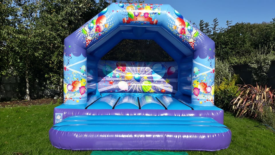 bouncy castle for 6 year old