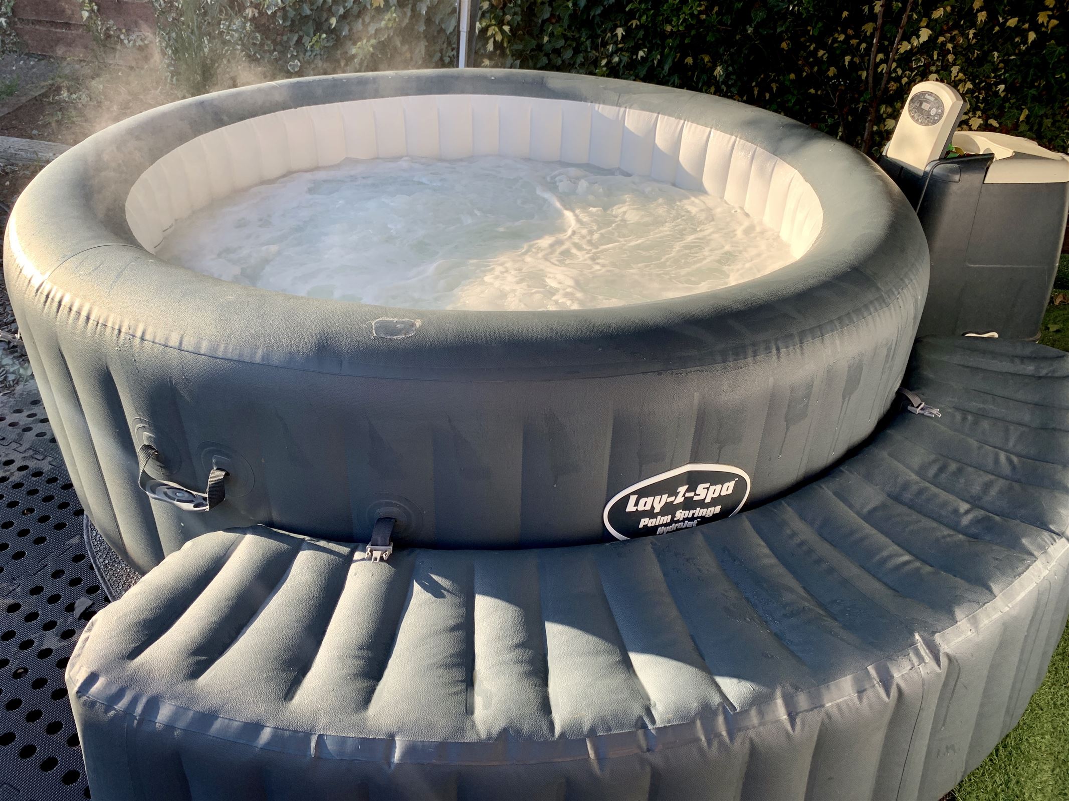 Palm Springs Hydro Jet 6 Person Hot Tub North East Mobile Dj Disco Hire In Hartlepool Middlesbrough Darlington Durham Stockton On Tees