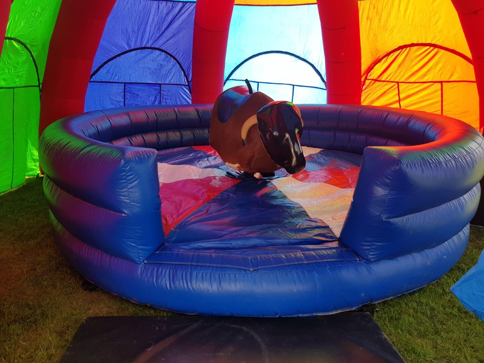 inflatable marquee icerinks.co.uk in UK