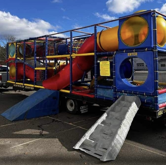 Mobile Interactives Best Bouncy House Rental, Inflatable Rentals