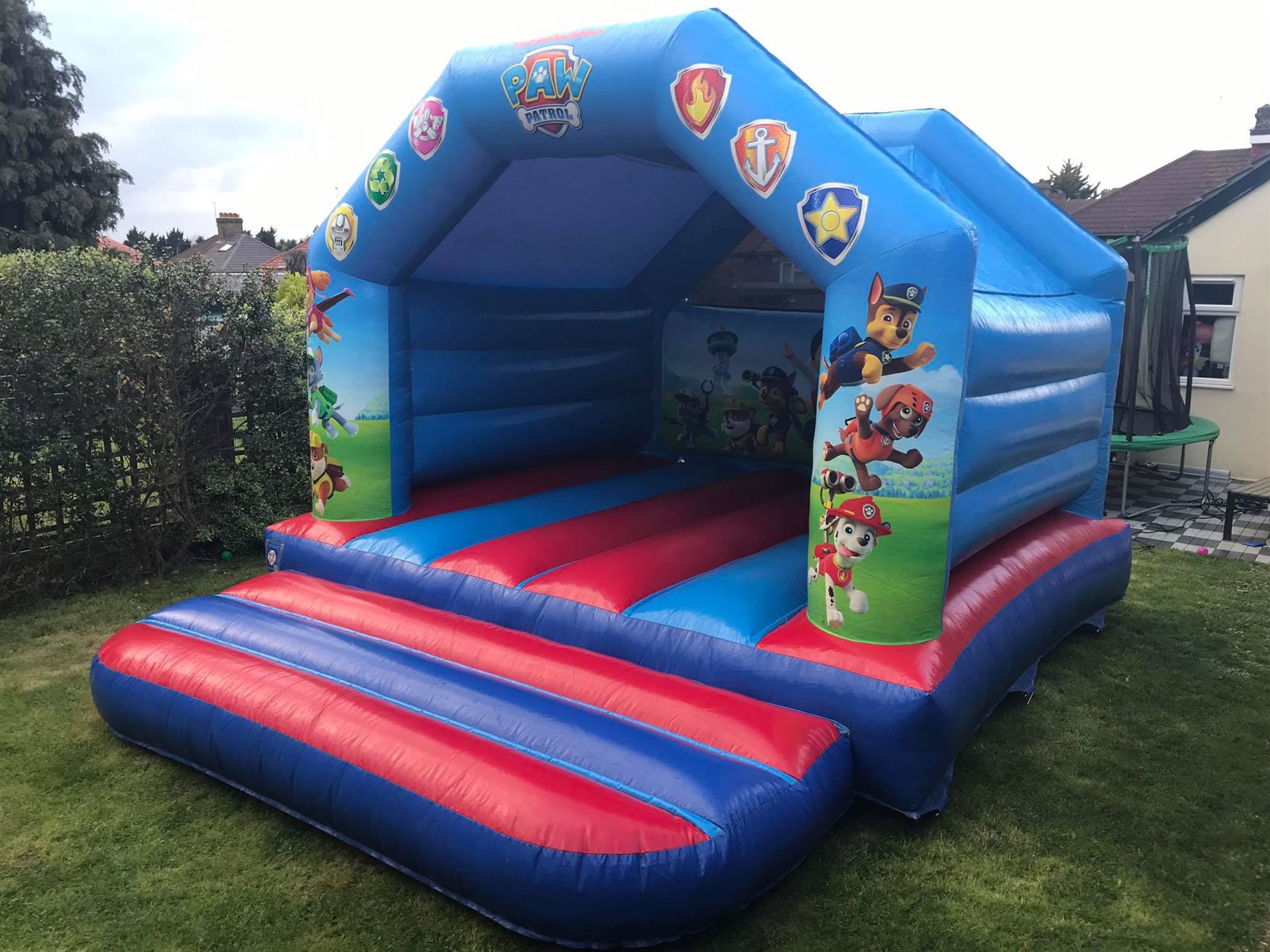 paw patrol bouncy castle