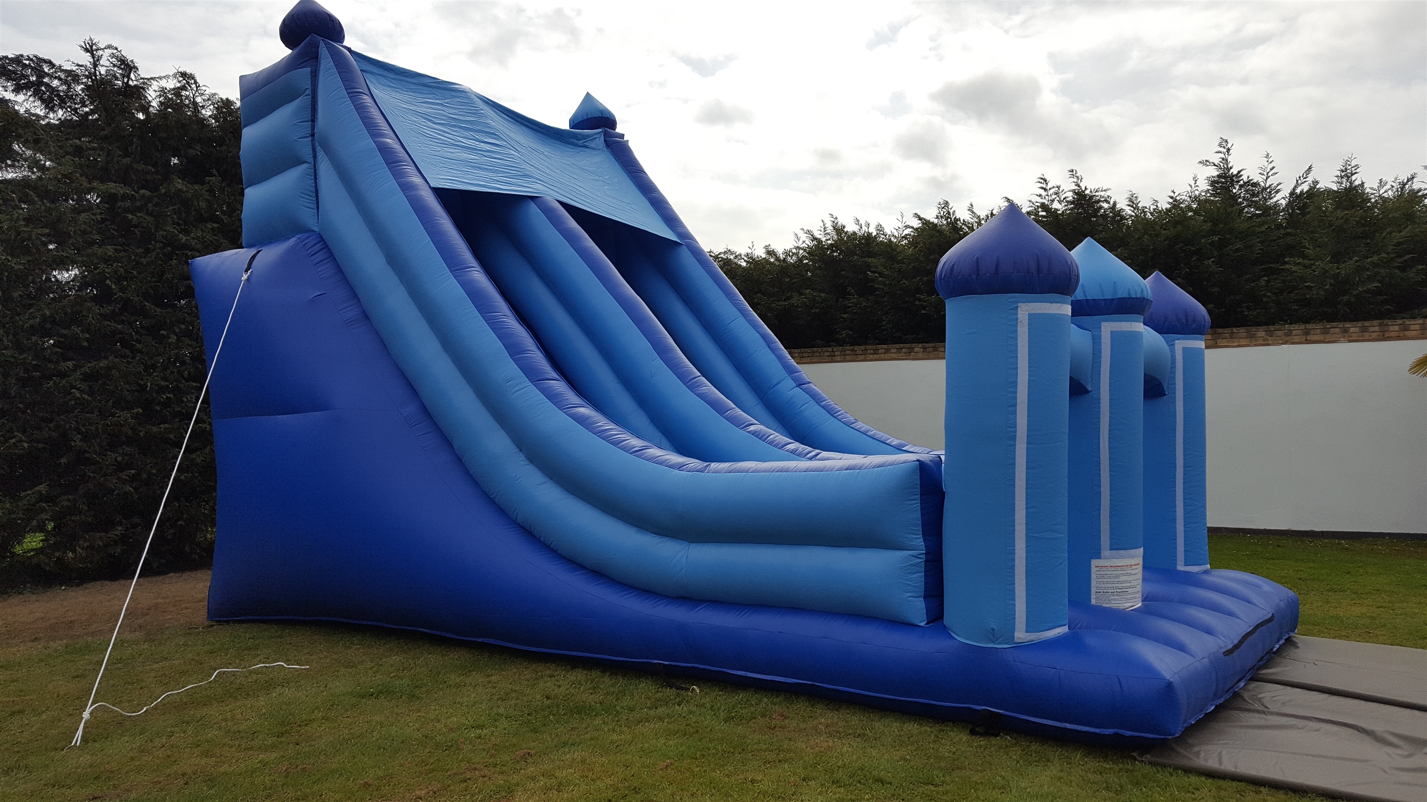 Mega Slide Bouncy Castle Hire In Essex Southminster Rainbow