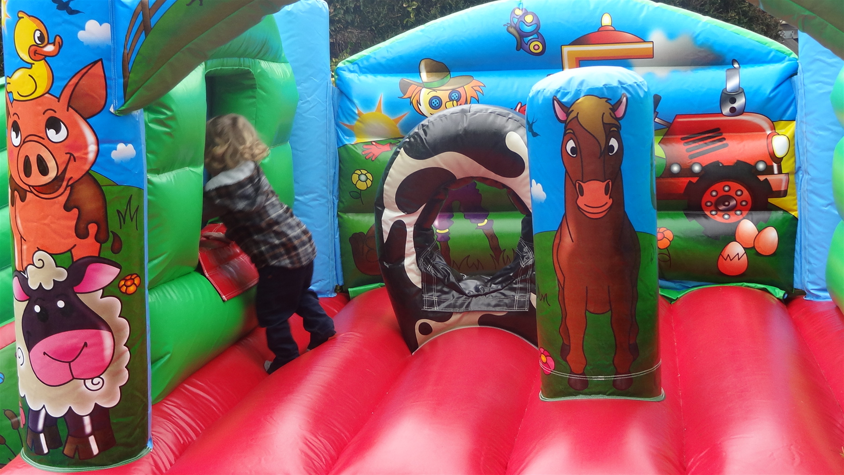 Tot's Farm Bouncy Castle Hire in Kent, Surrey, South London.