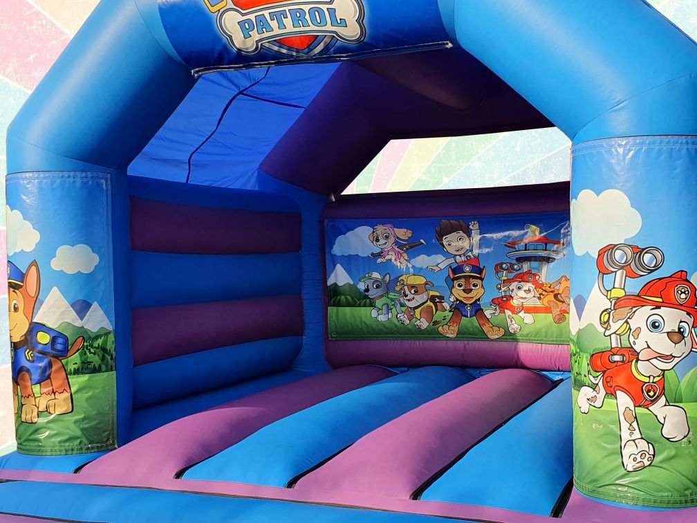 1 year old bouncy castle