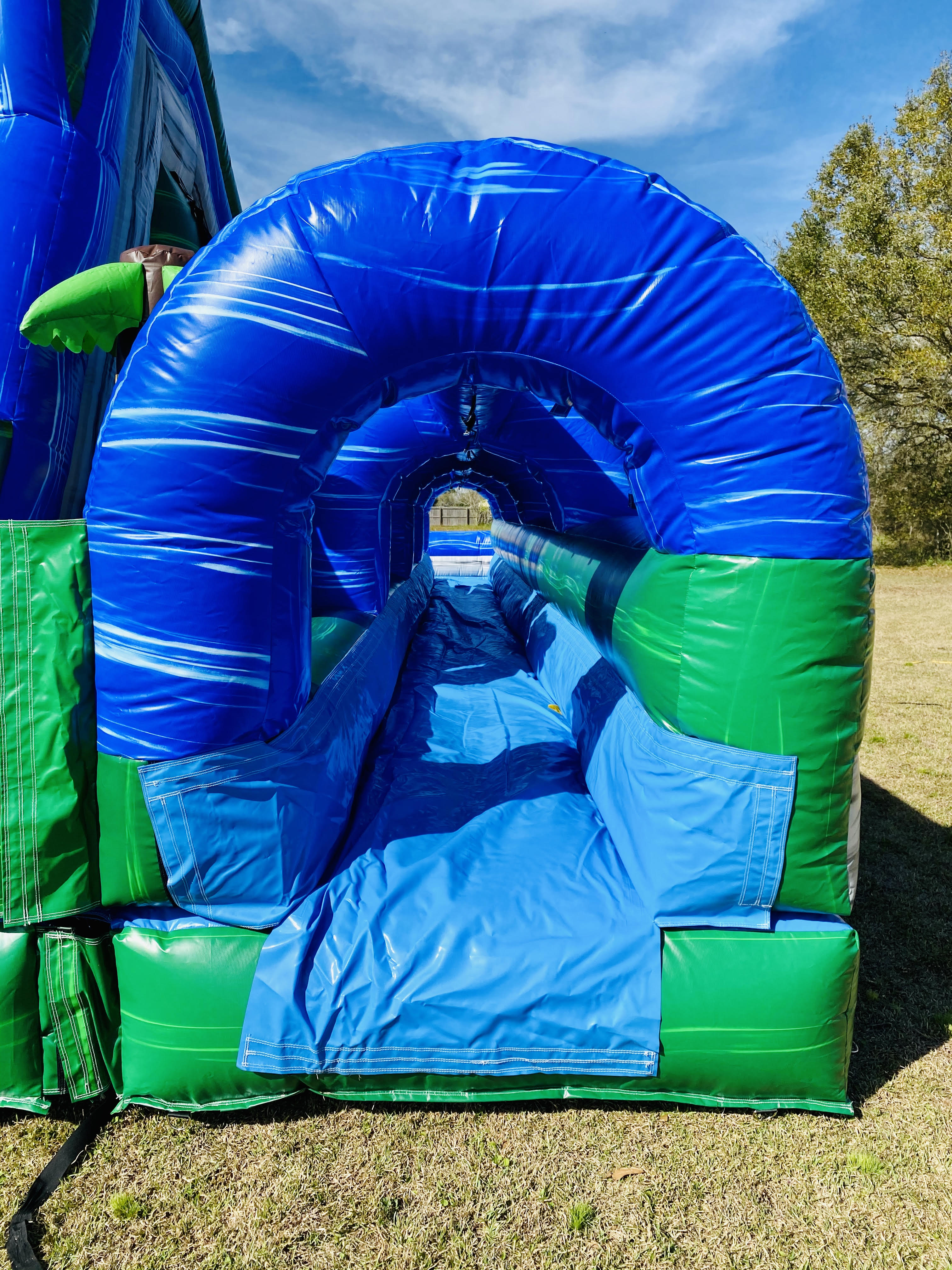 splash island inflatable water park