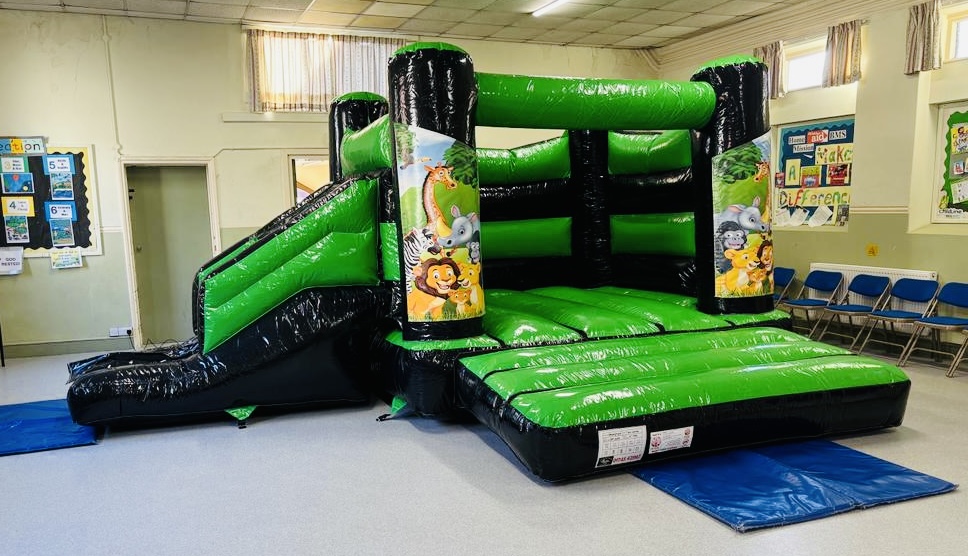 18ft x 14ft Jungle Bounce & Slide Soft Play, Hot Tubs, Party Games