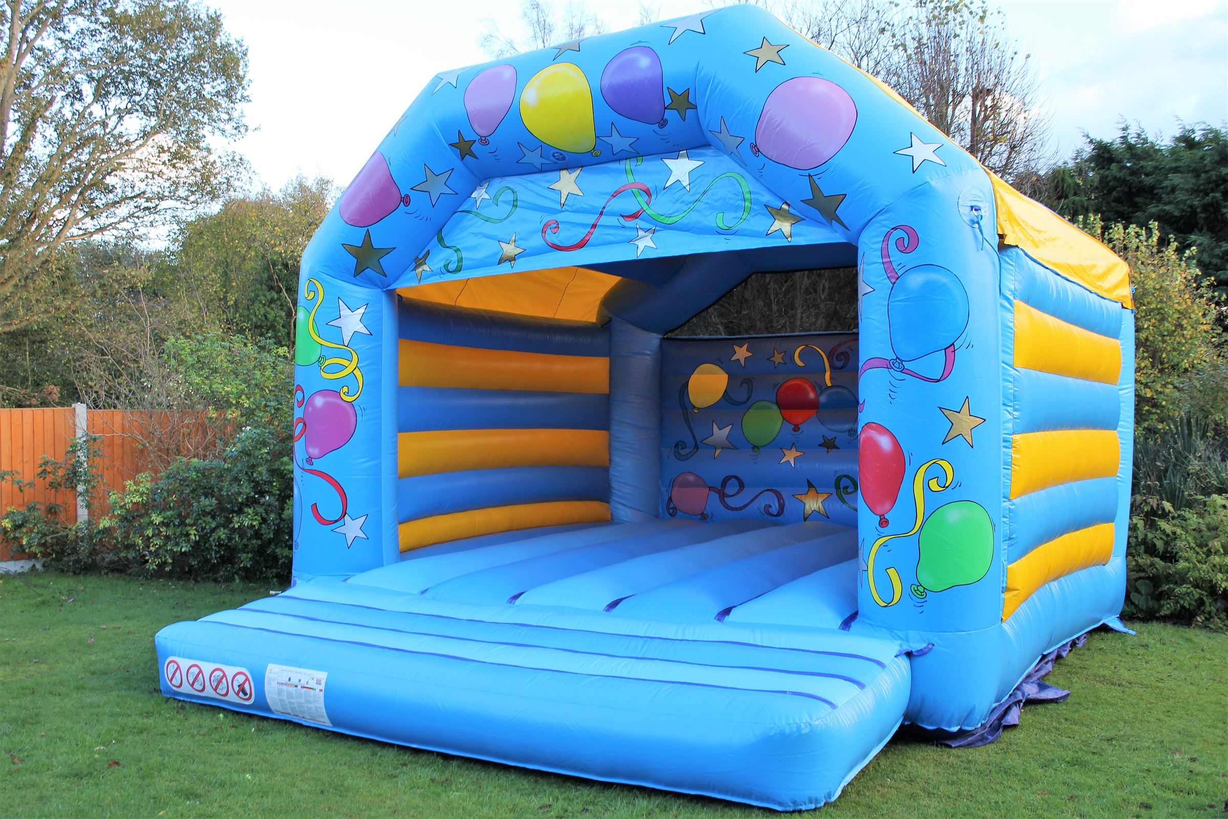 adult-let-s-party-bouncy-castle-hire-event-party-hire-in-surrey