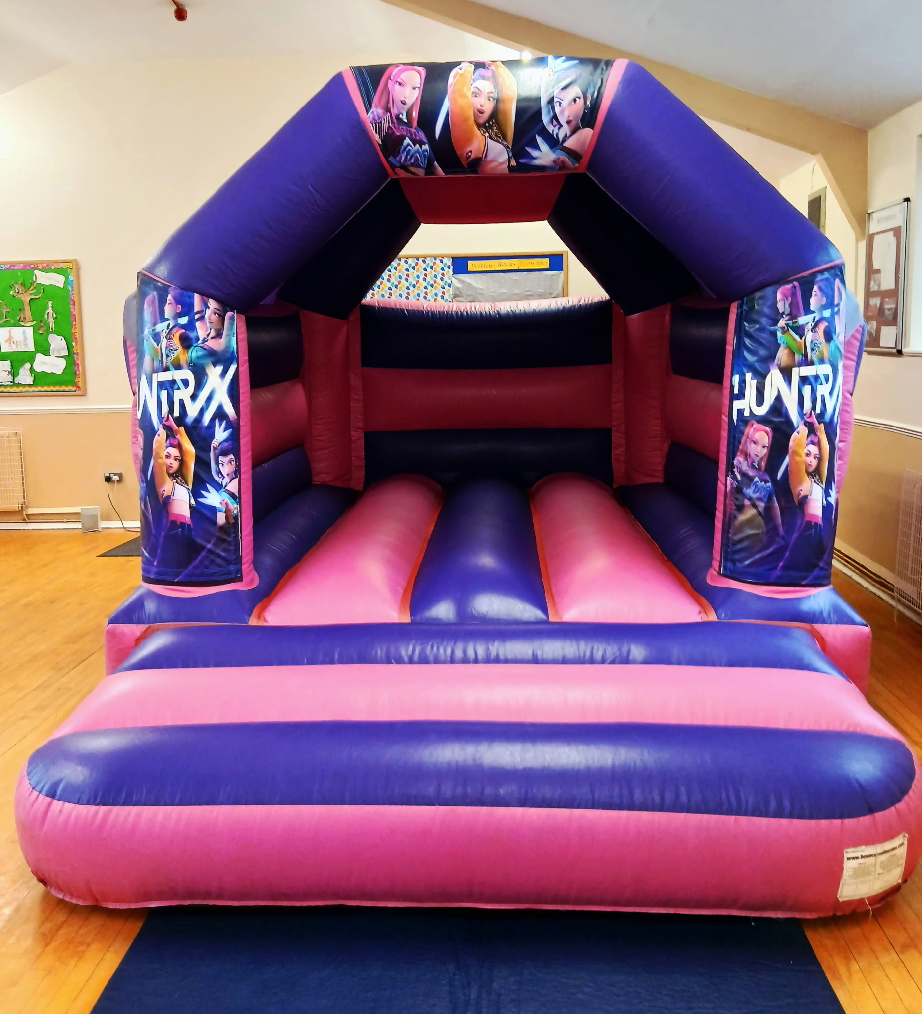 Bouncy Castles - Hire in Stoke On Trent | DM Bouncy Castle Hire