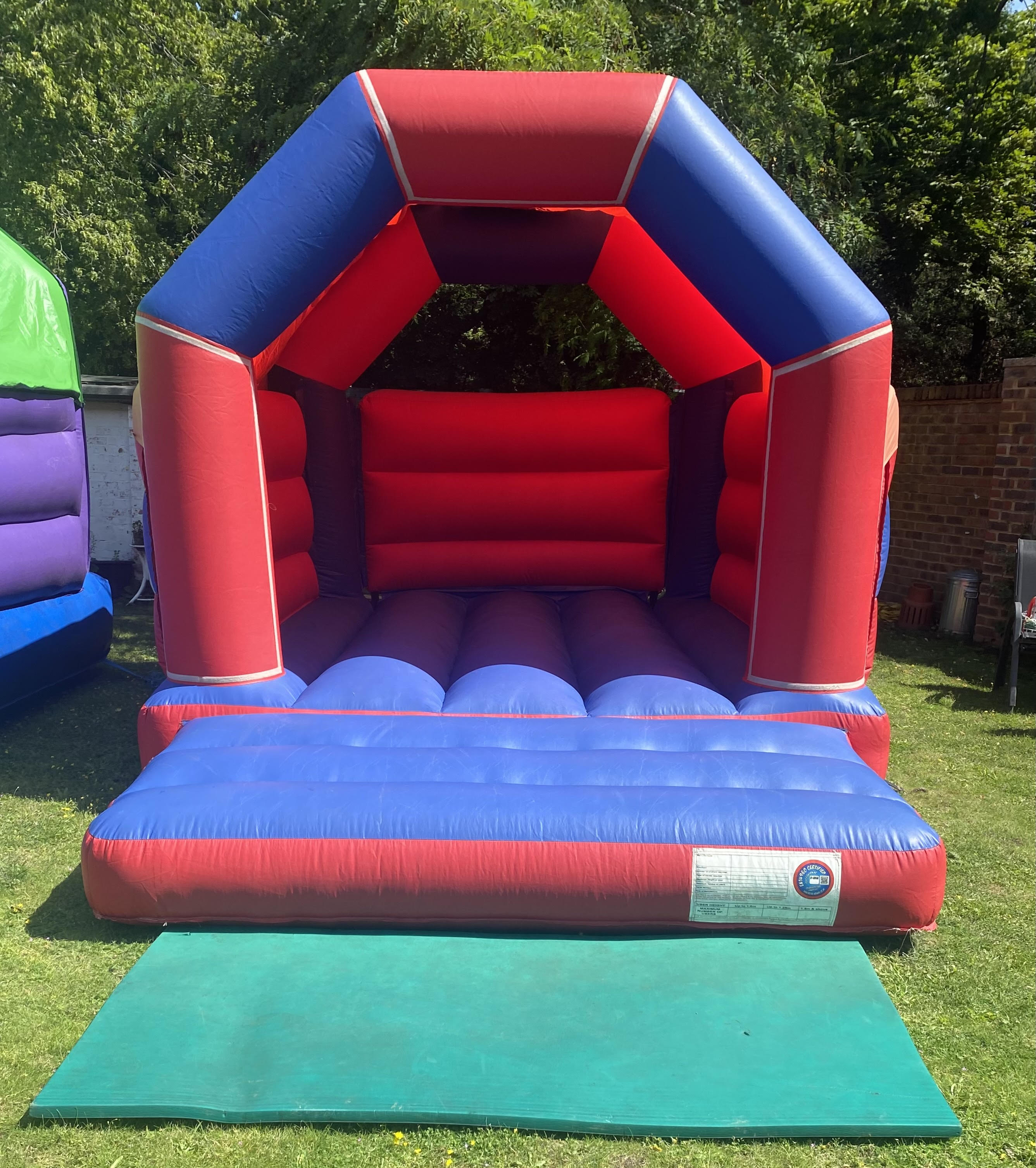 Bouncy Castles - Bouncy Castle Hire And Soft Play Hire in Hayes ...