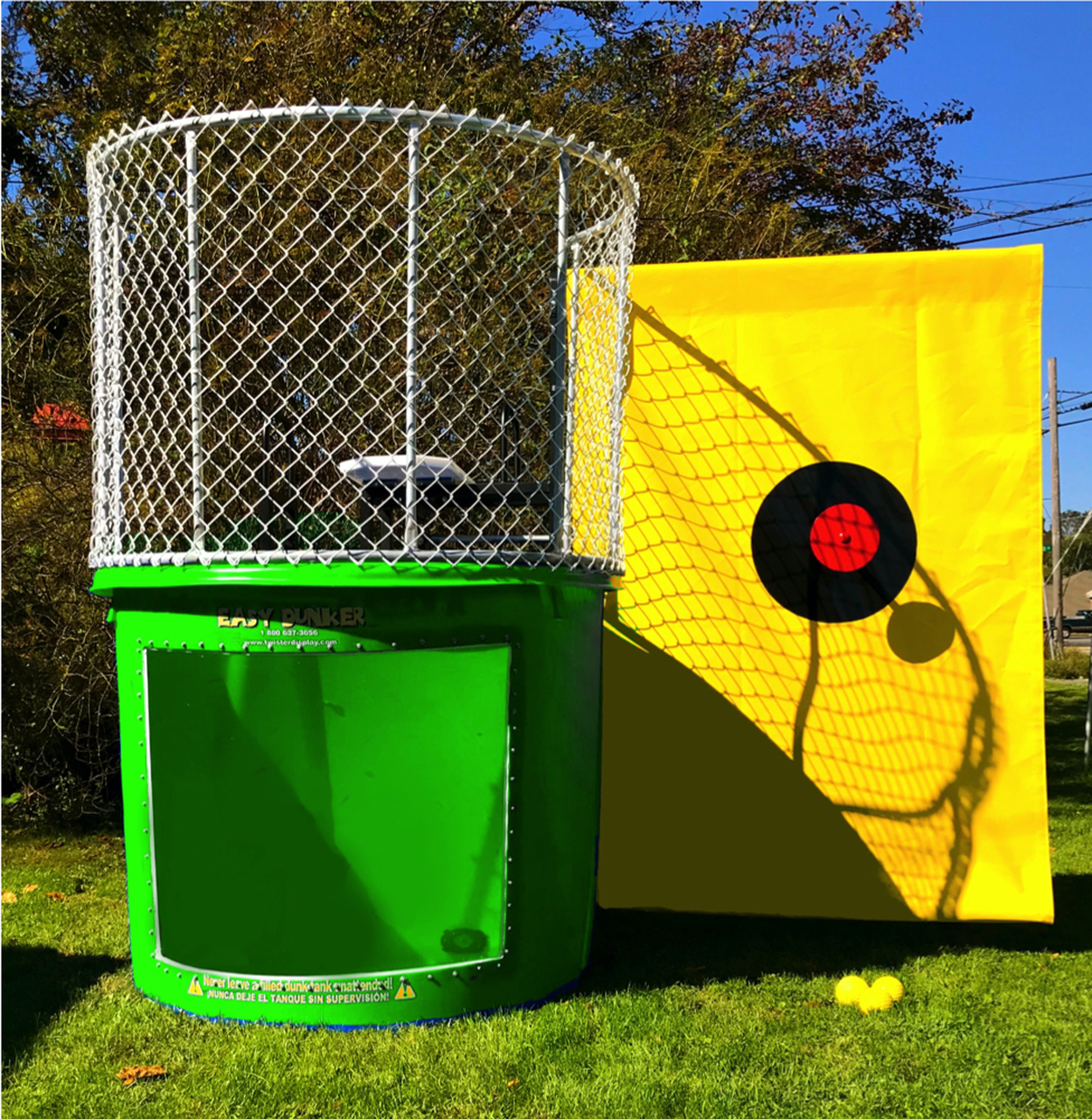 LGB パーティーアニマルズ タンクトップ Dunk Tank | AZ Jolly Jumpers Party Rentals