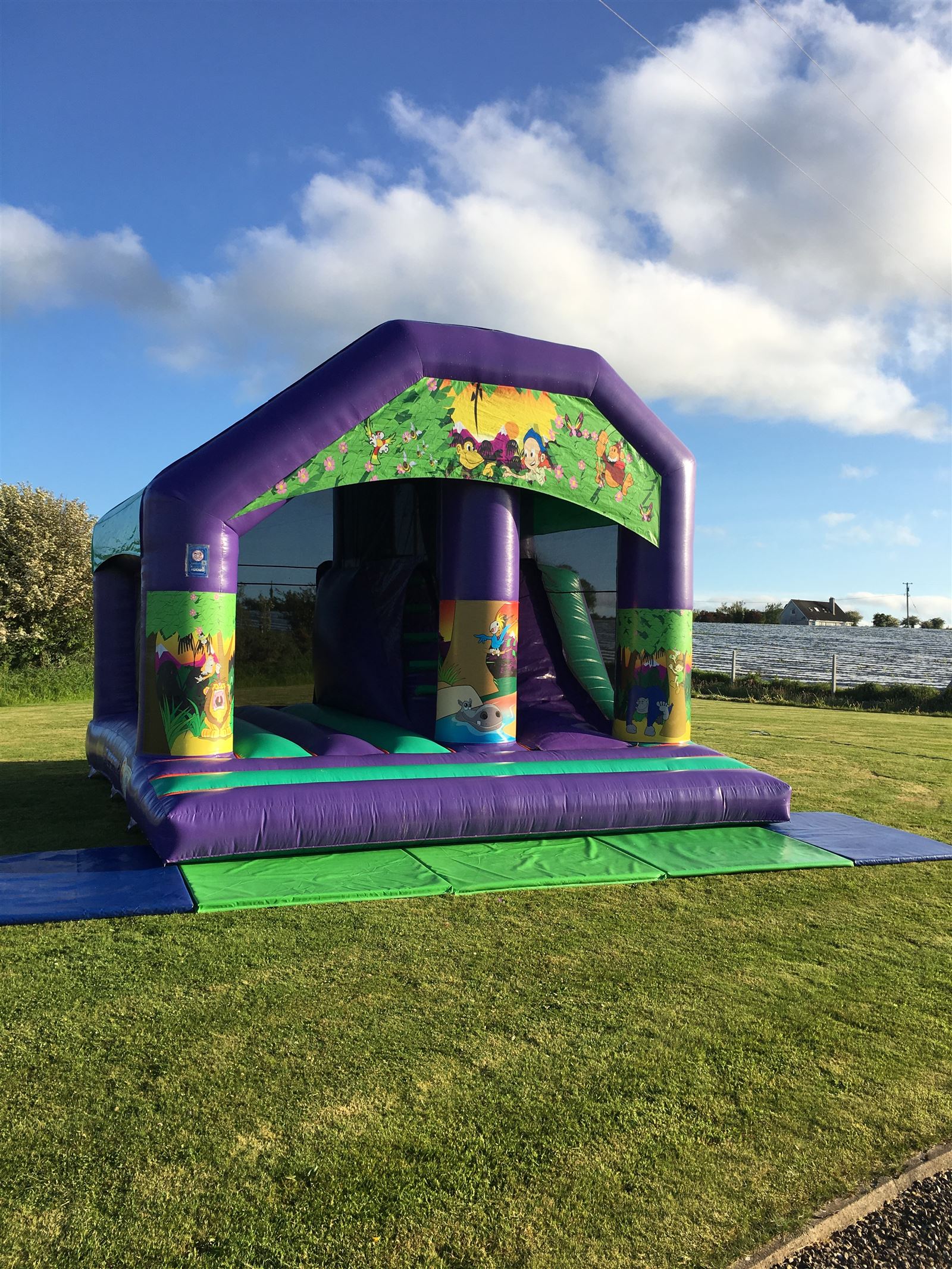 bouncing castles to buy