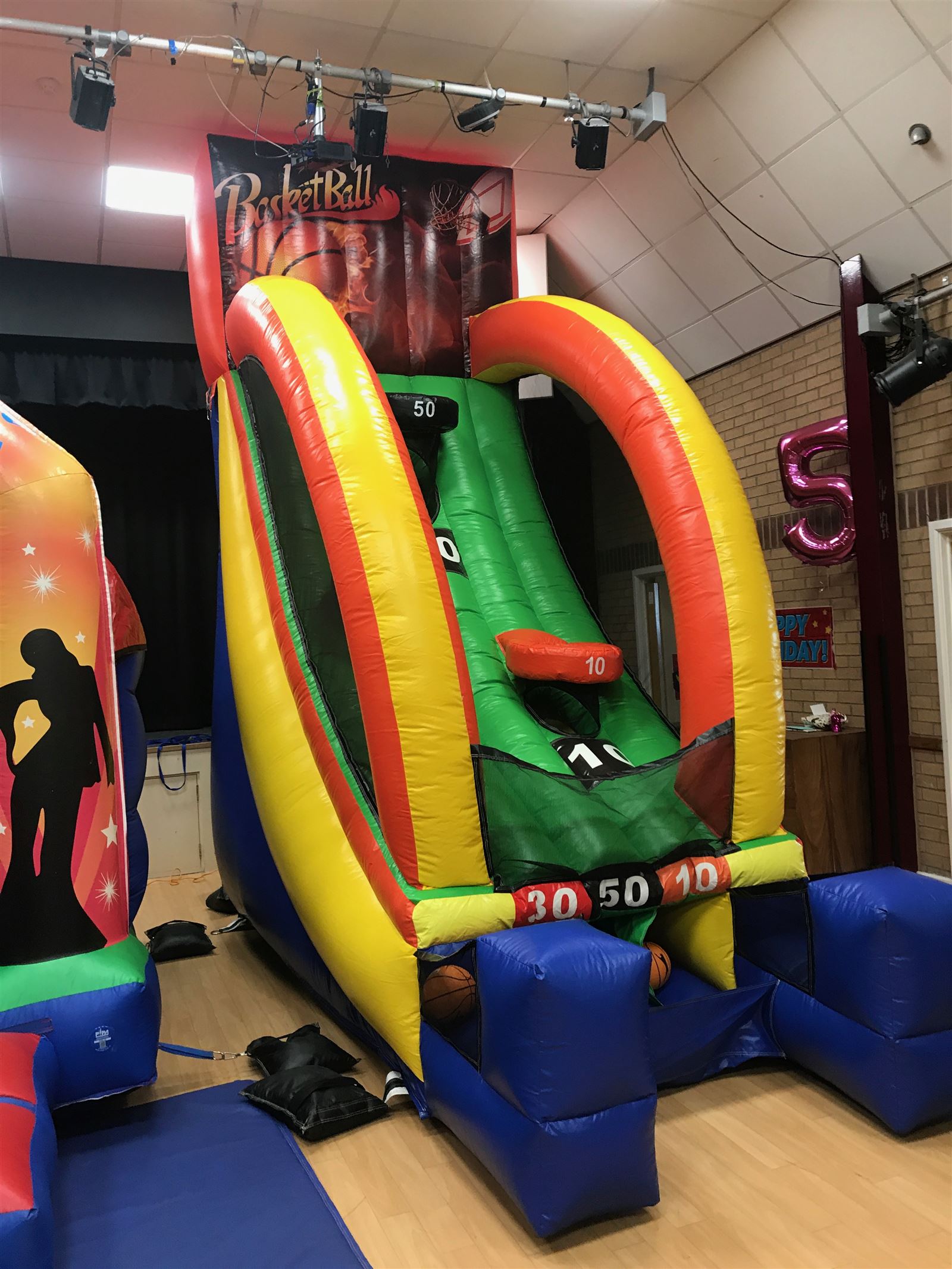 Inflatable Basketball Shootout Bouncy Castle Hire in Nottingham
