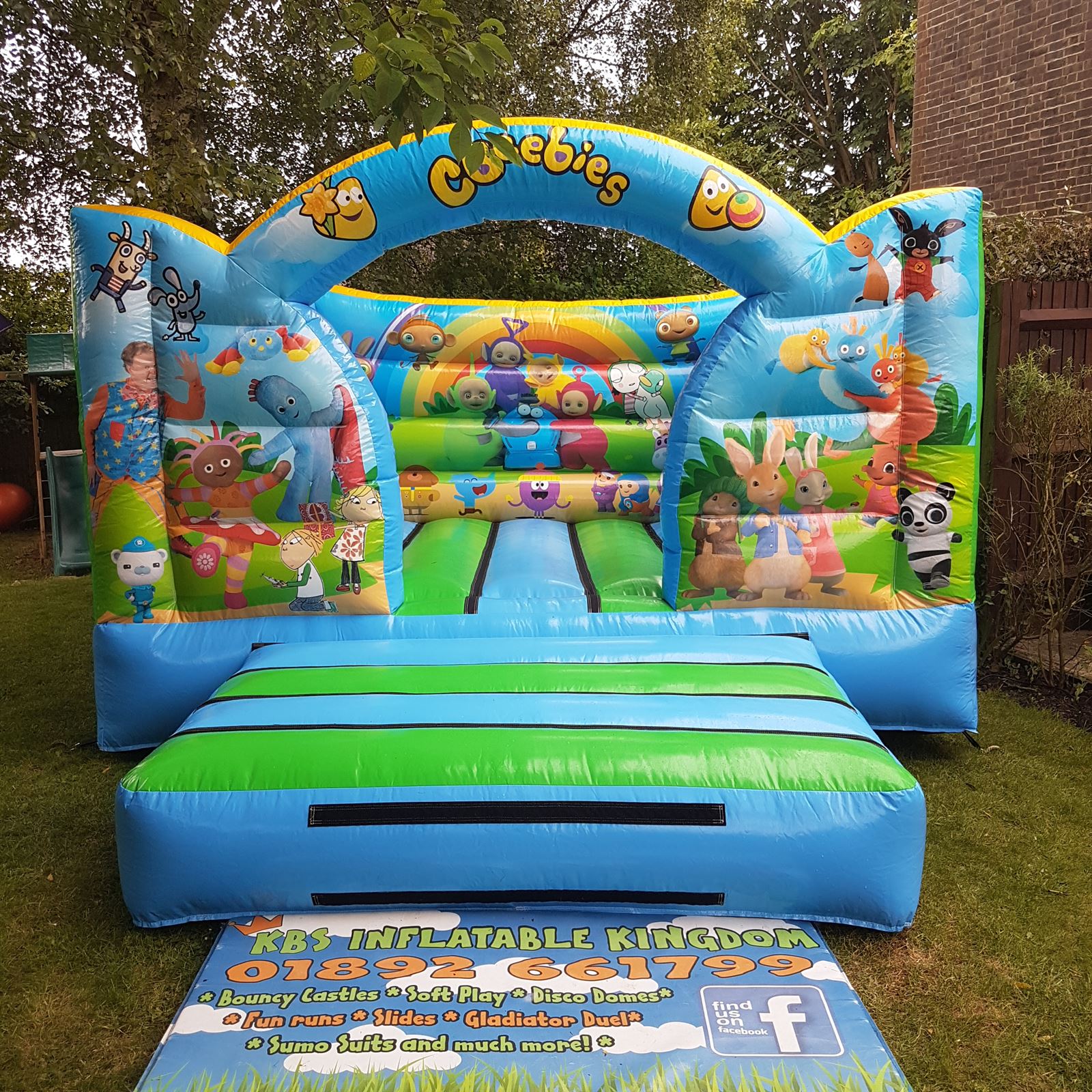 lukes bouncy castle hire