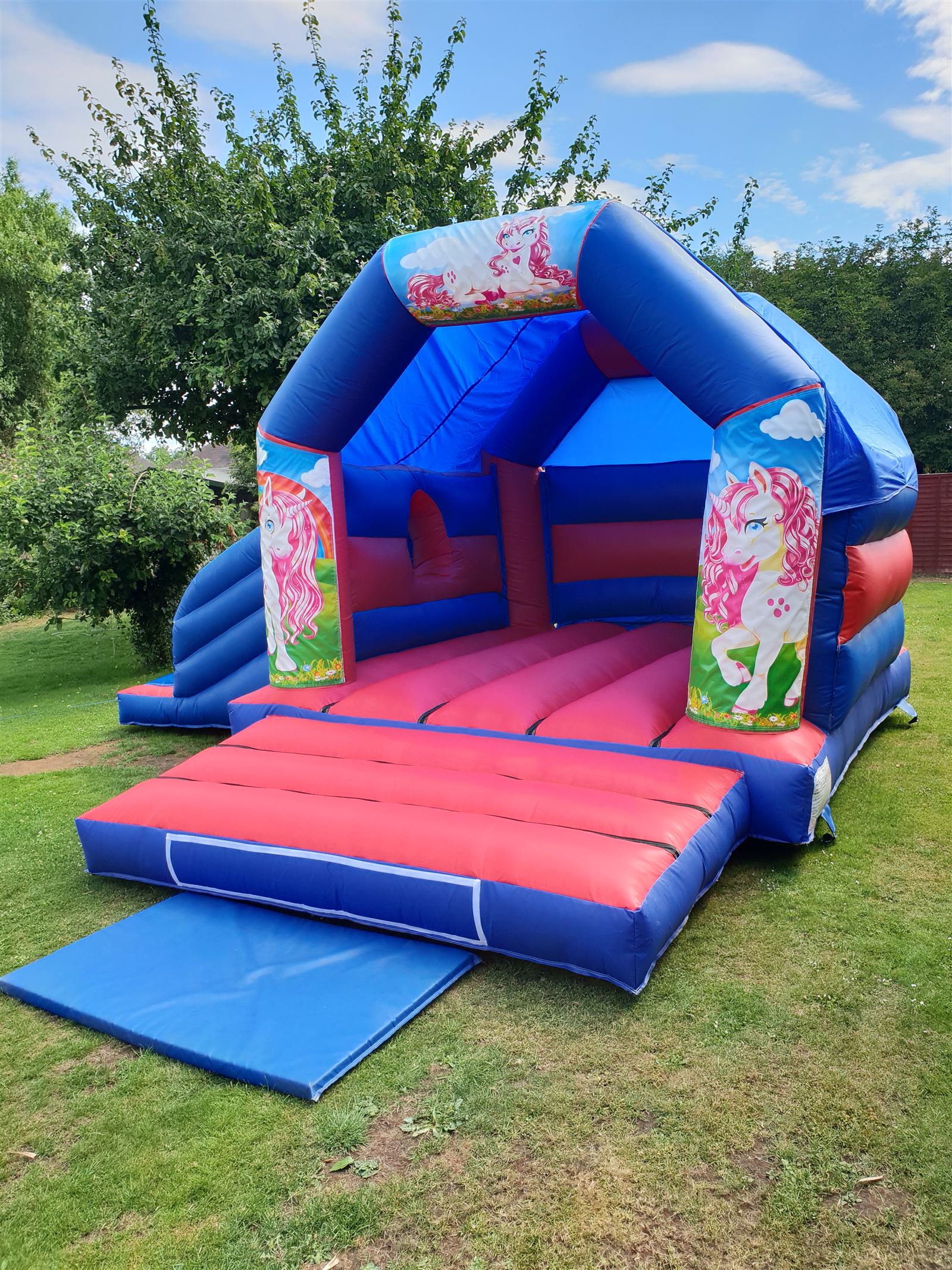 Kings Bouncy Castle Hire Cheltenham | Soft play package hire