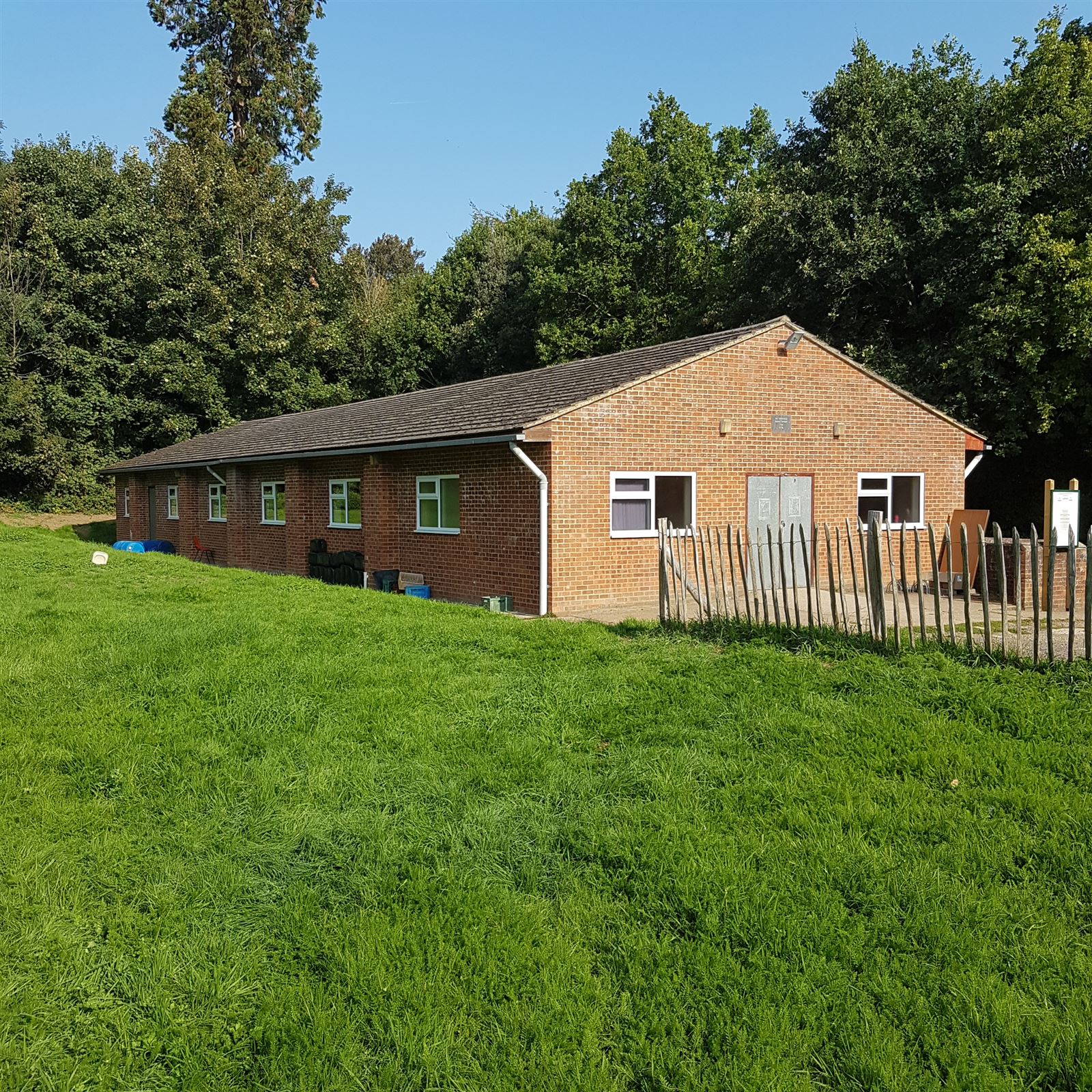 Rowebuck Stud Station Road, Isfield, Uckfield, East Sussex, TN22