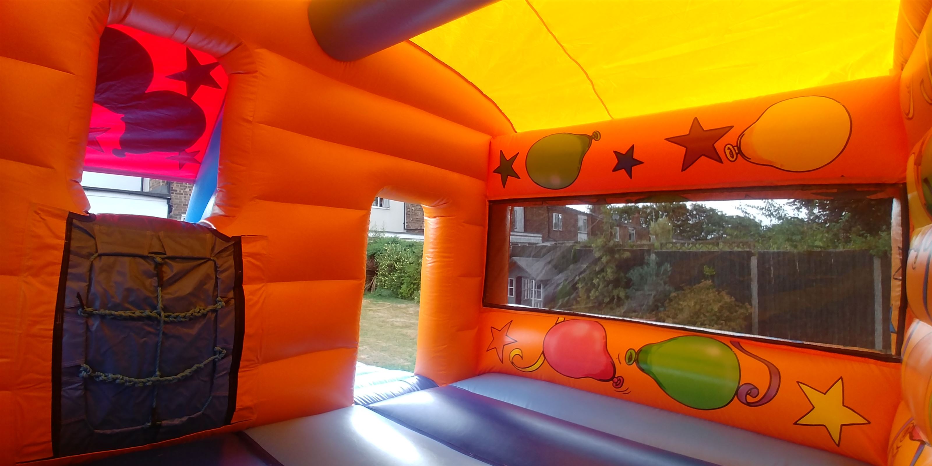 (13ft x 18ft) Party Theme DELUXE Bounce & Slide Bouncy Castle Hire