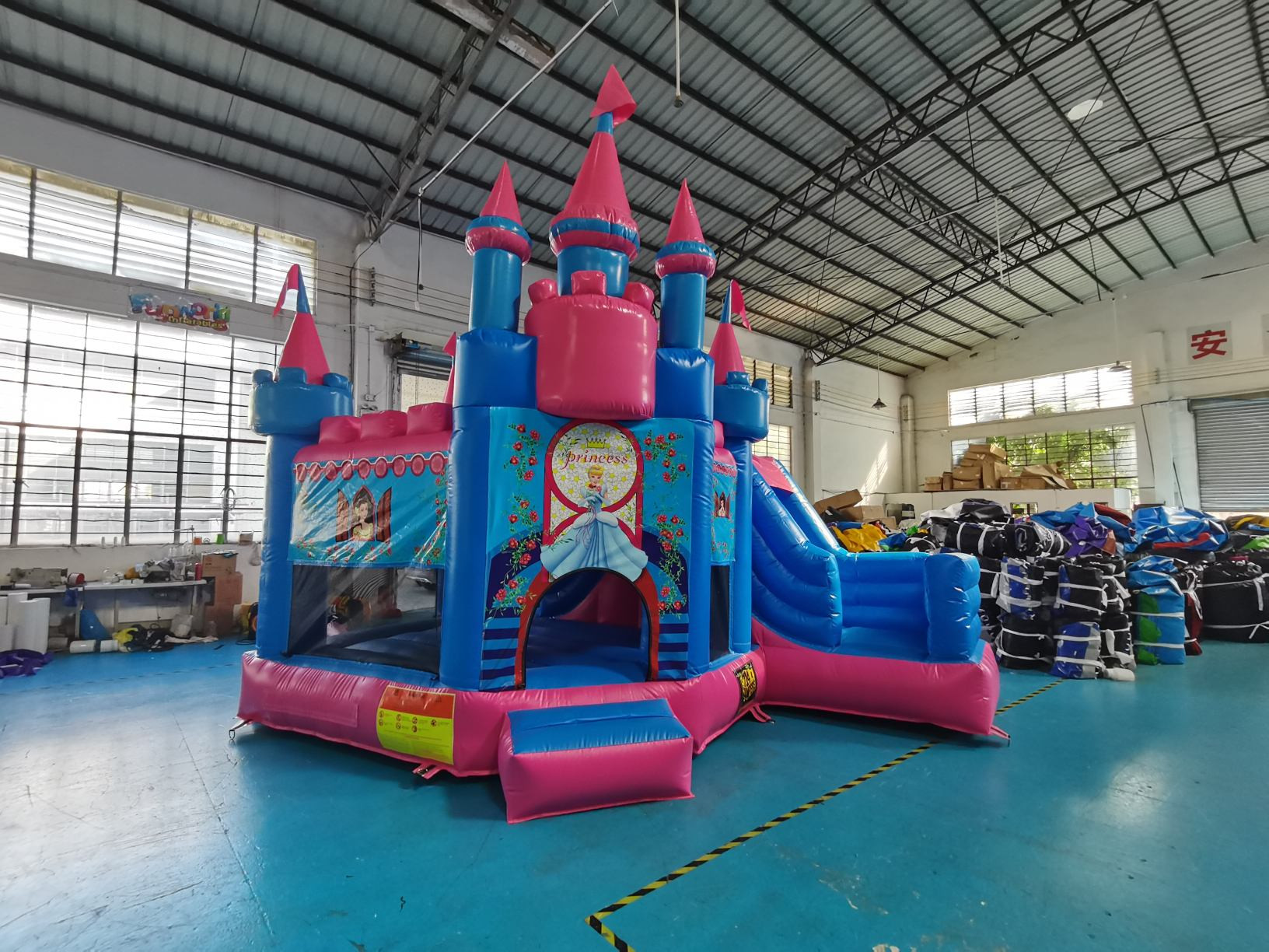 4 in 1 Princess castle combo bounce house. #007 - 714 Jumpers Anaheim CA