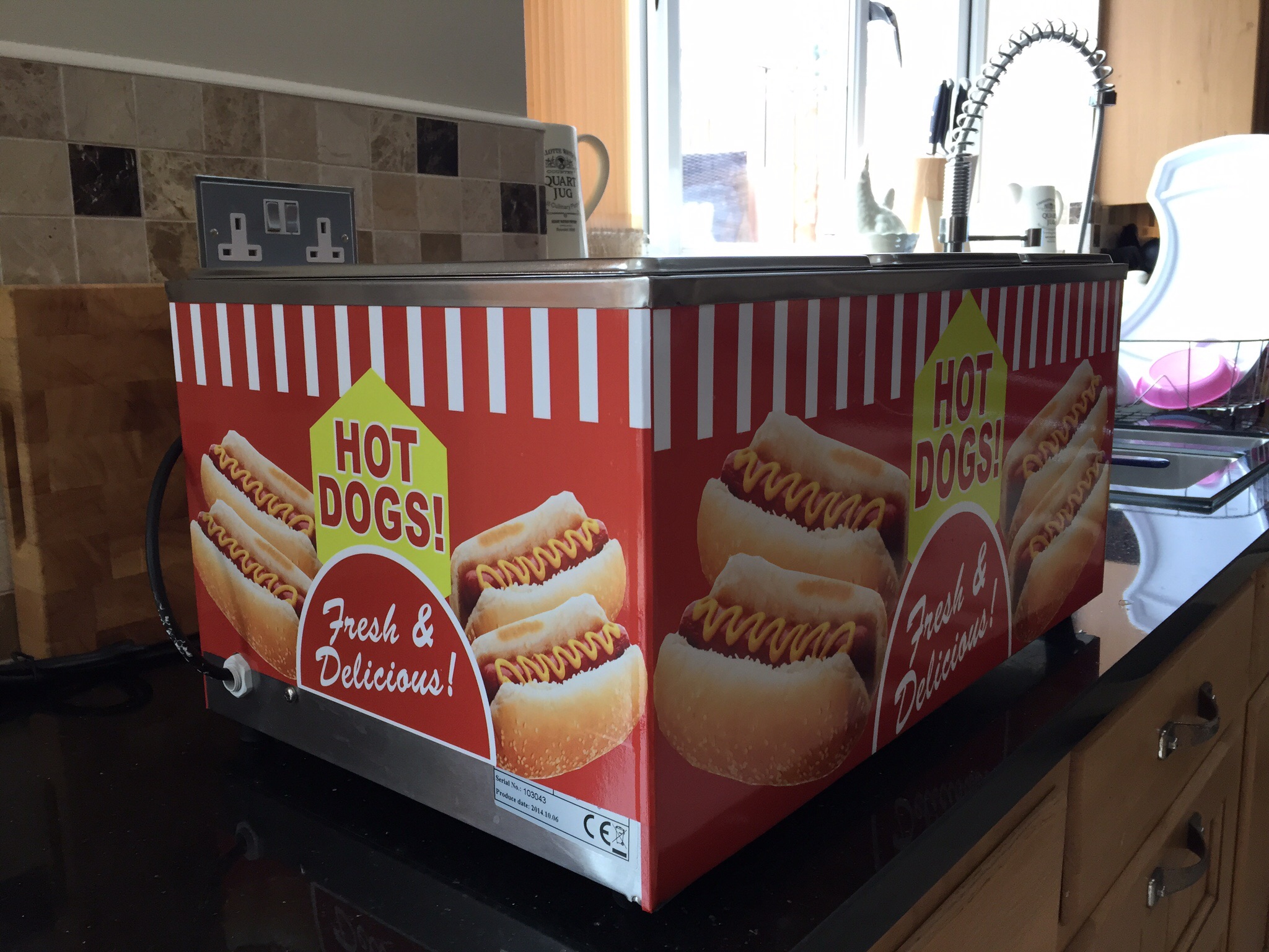 Hot Dog Machine (LARGE) - Bouncy Castles in West Midlands, Cannock