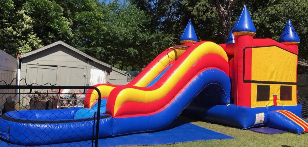 WATER SLIDE COMBOS 💦 - Party Inflatable Rentals in Texas