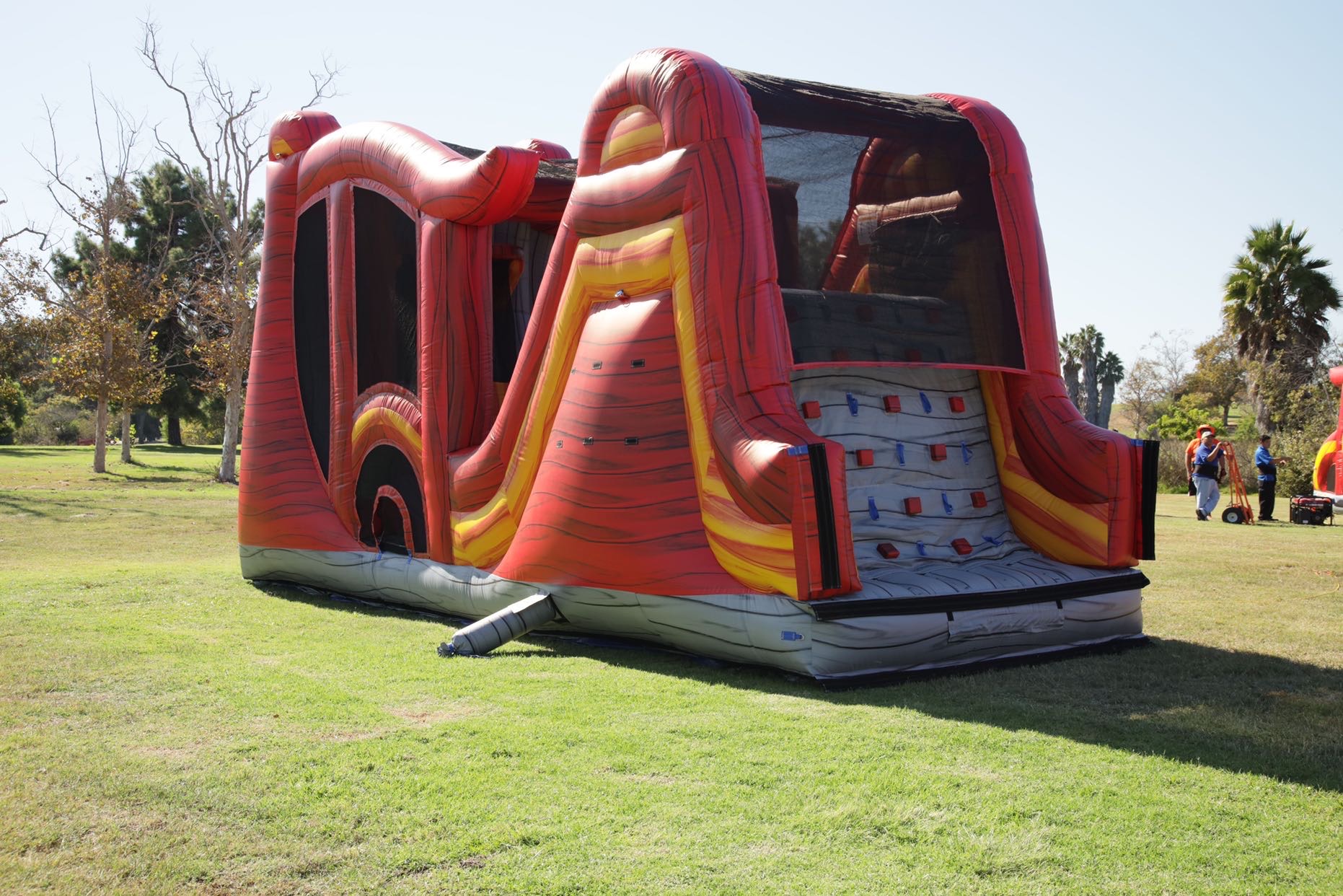 Wet&Dry Obstacle Courses Inflatable Rentals, Bounce House Rentals