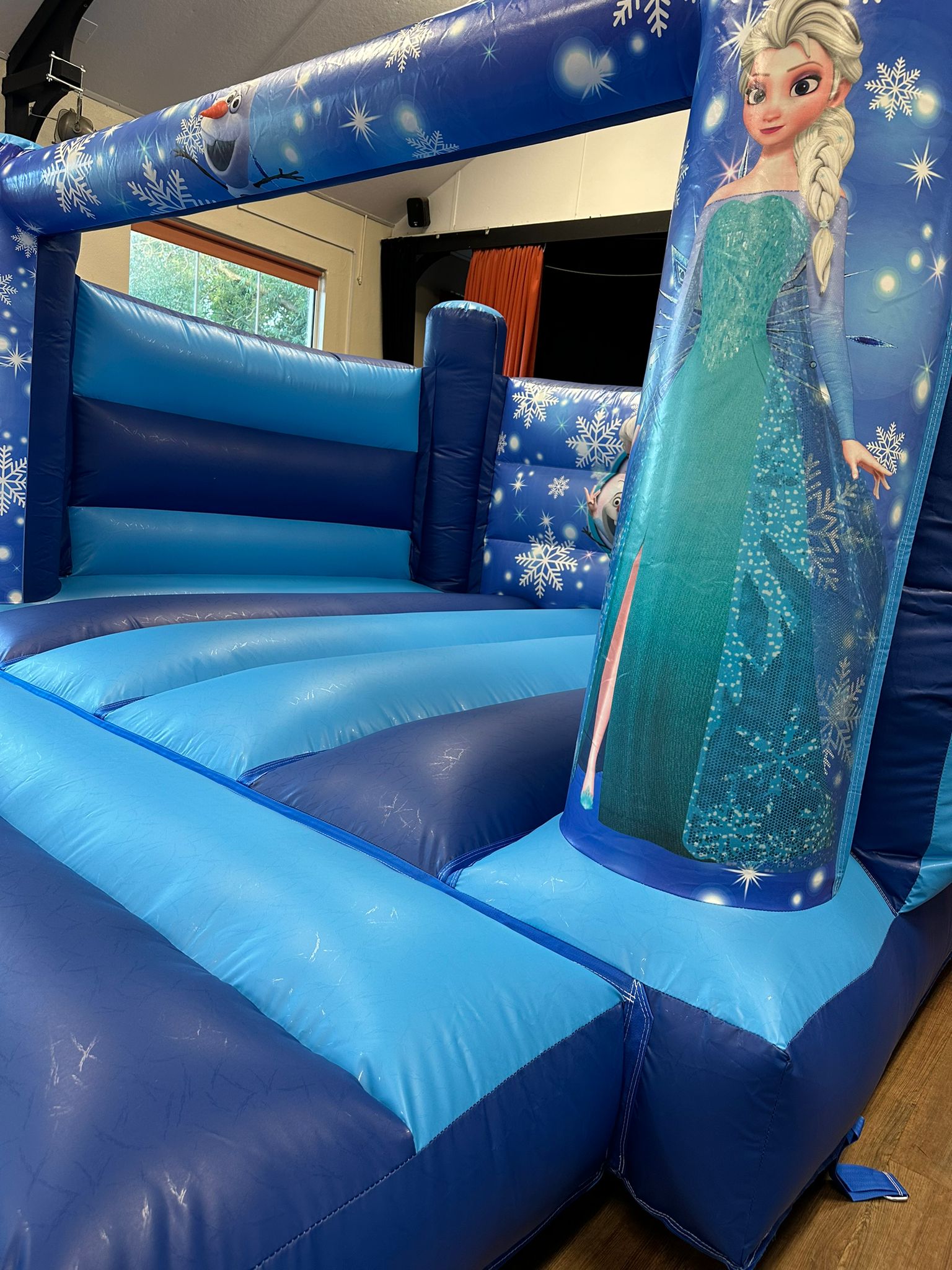 Frozen Bouncy Castle - Hire in Ware