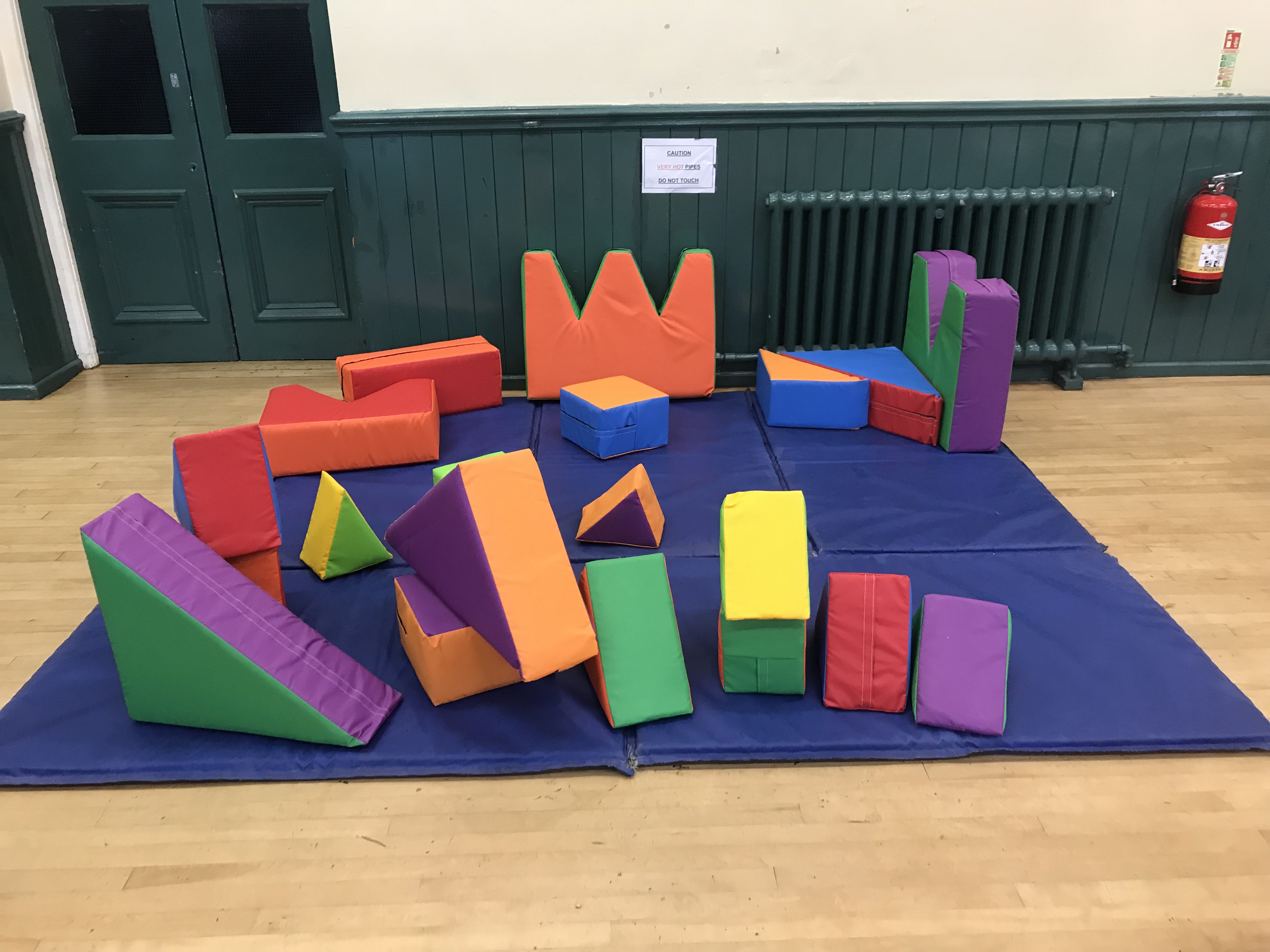 Giant Garden Games Best Bouncy Castle Hire, Inflatables service in