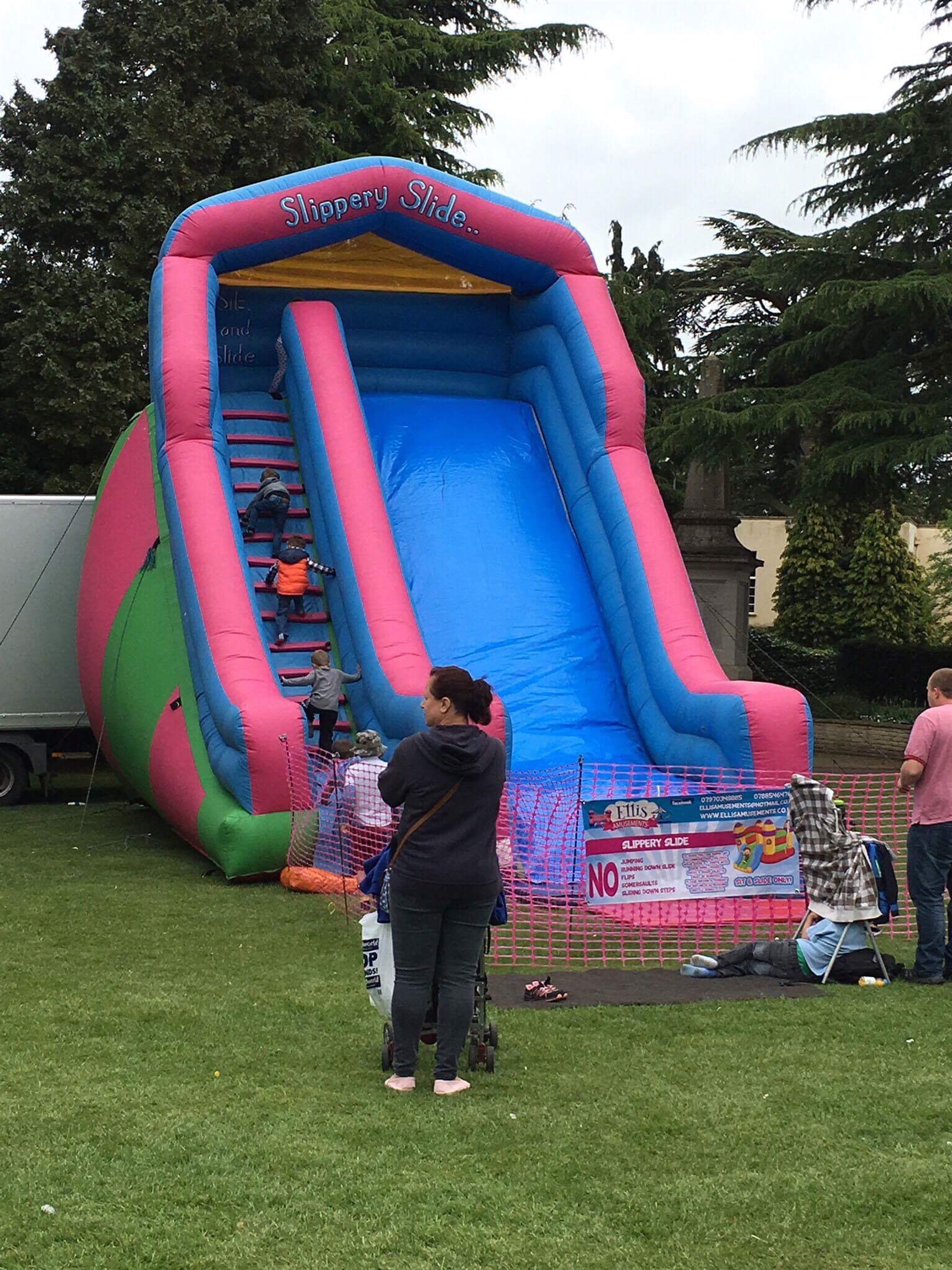 Mega Slippery Silde Children's Fairground Rides,. Bouncy Castles