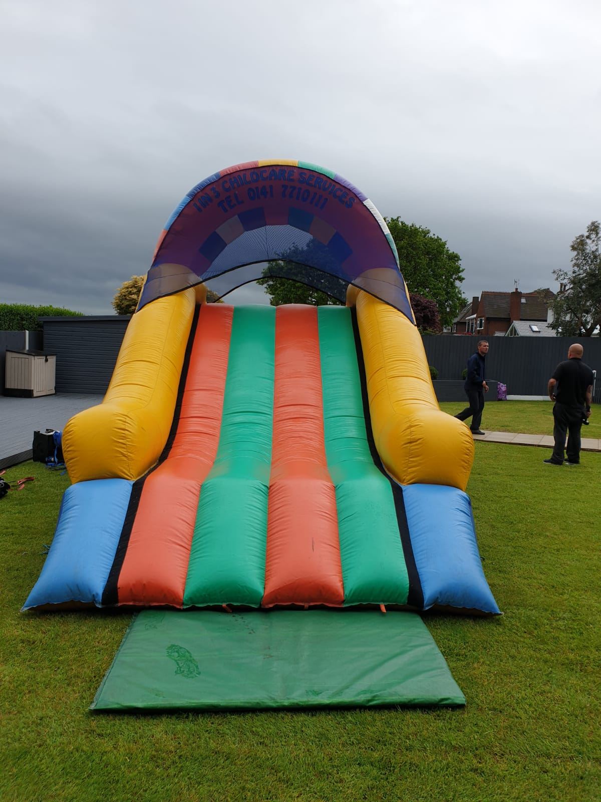 childrens bouncy castles