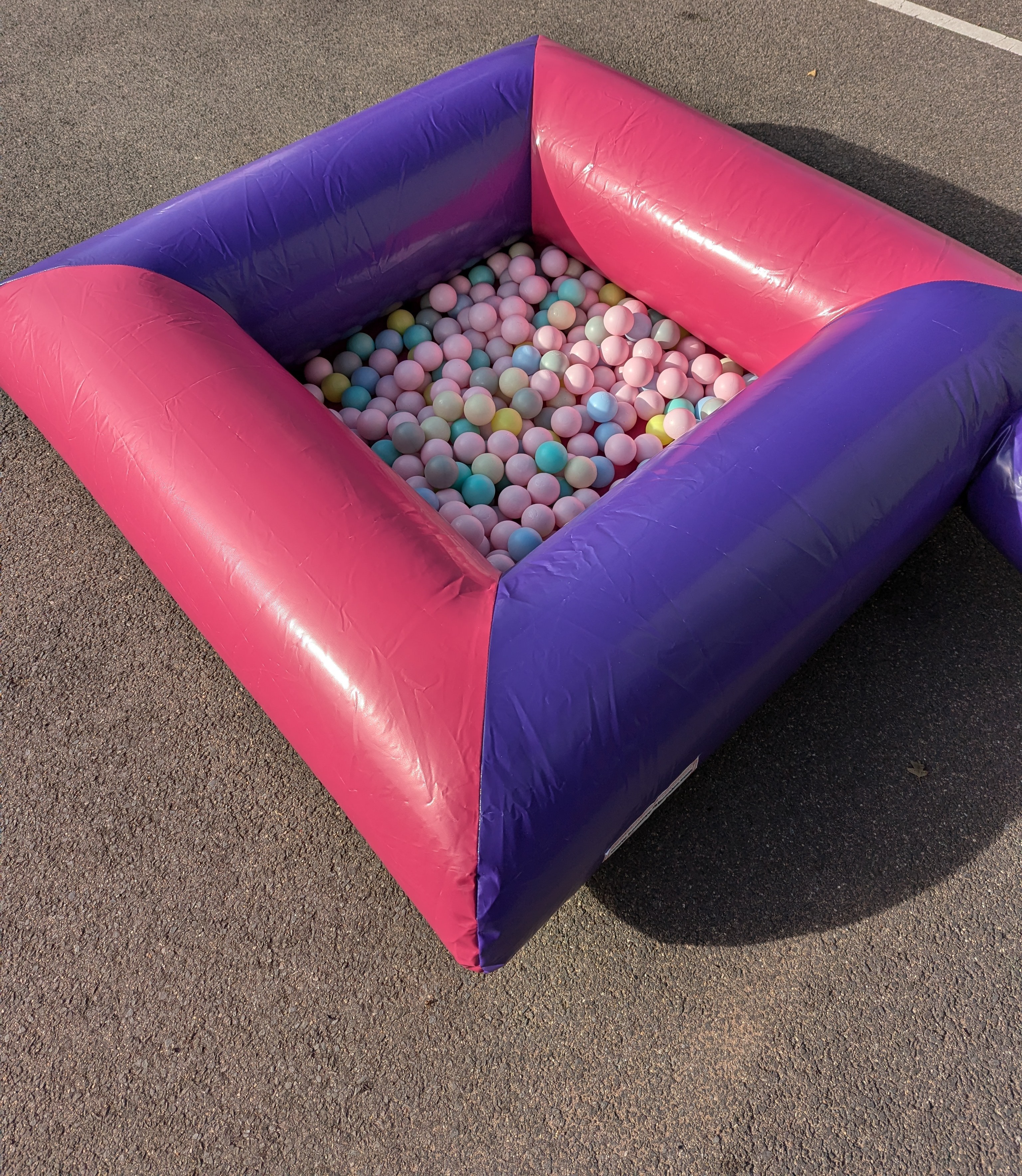 Pink & Purple Ball Pool - Hire in Lincoln | Lincs bounce