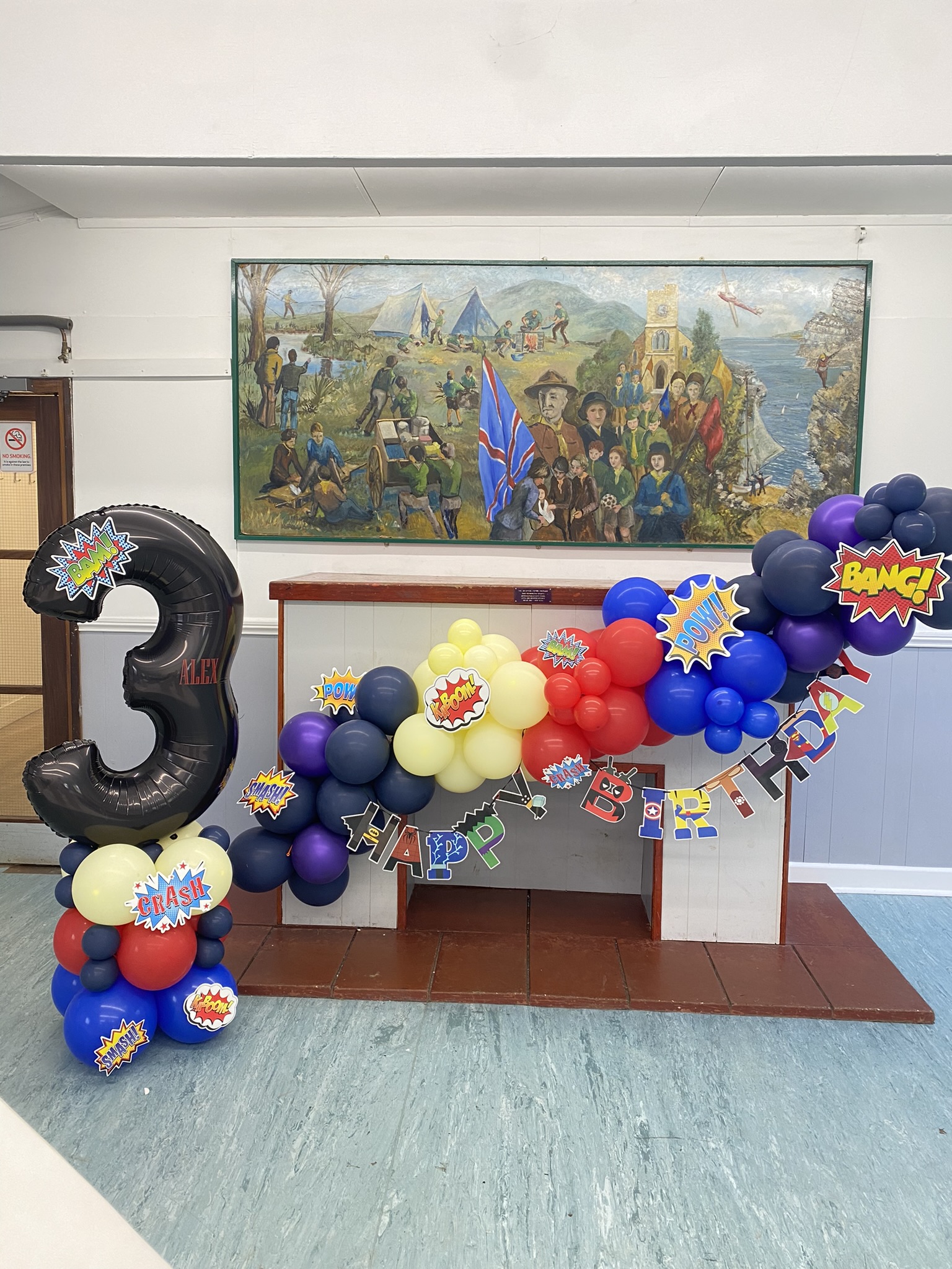 Balloon Stacks & Displays Hire in Ware, Hoddesdon, Hertford, Broxbourne, Harlow Ware Bounce