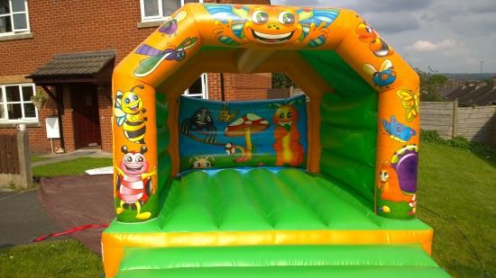 bouncy castles bolton