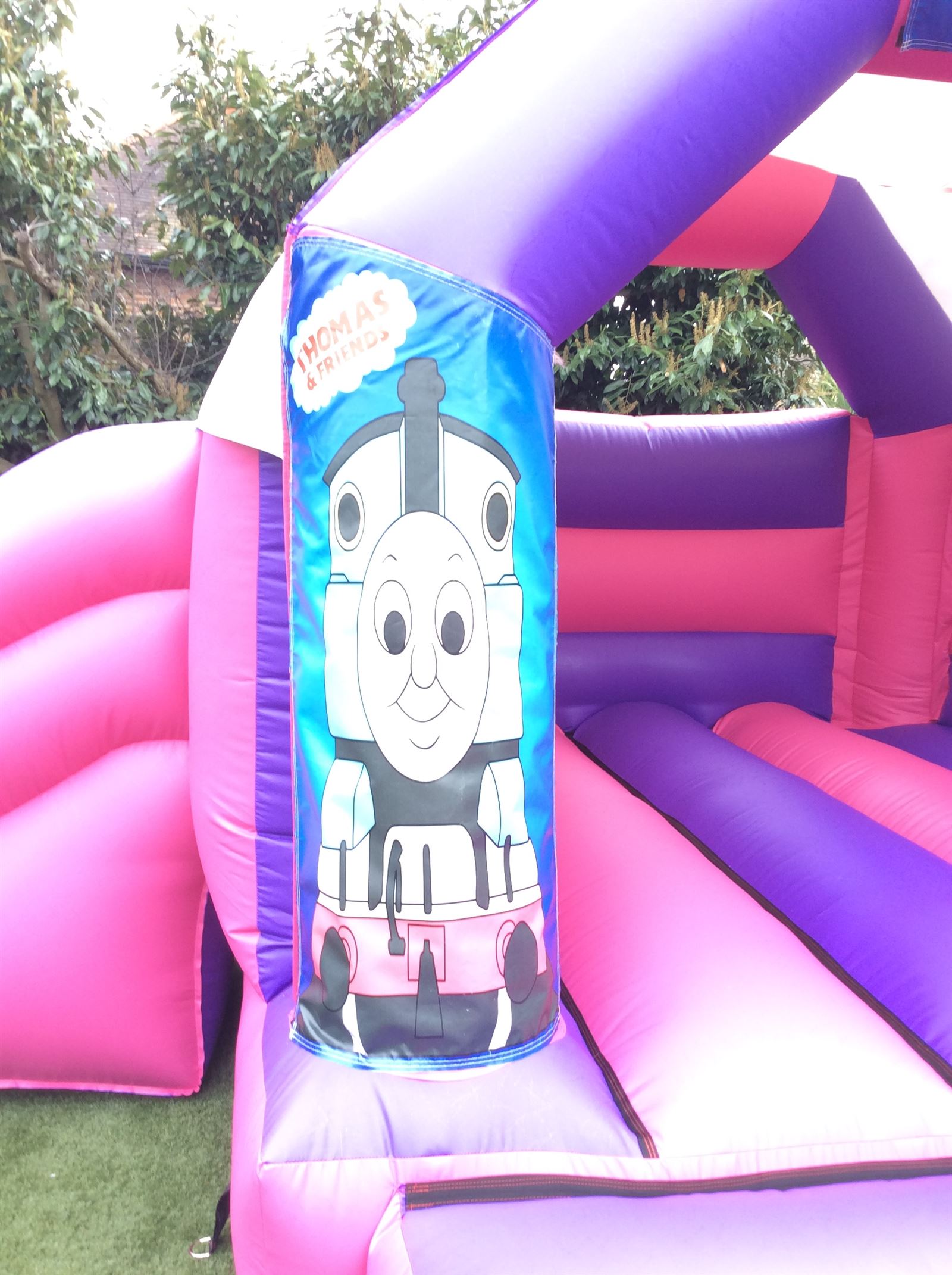 thomas the tank engine jumping castle