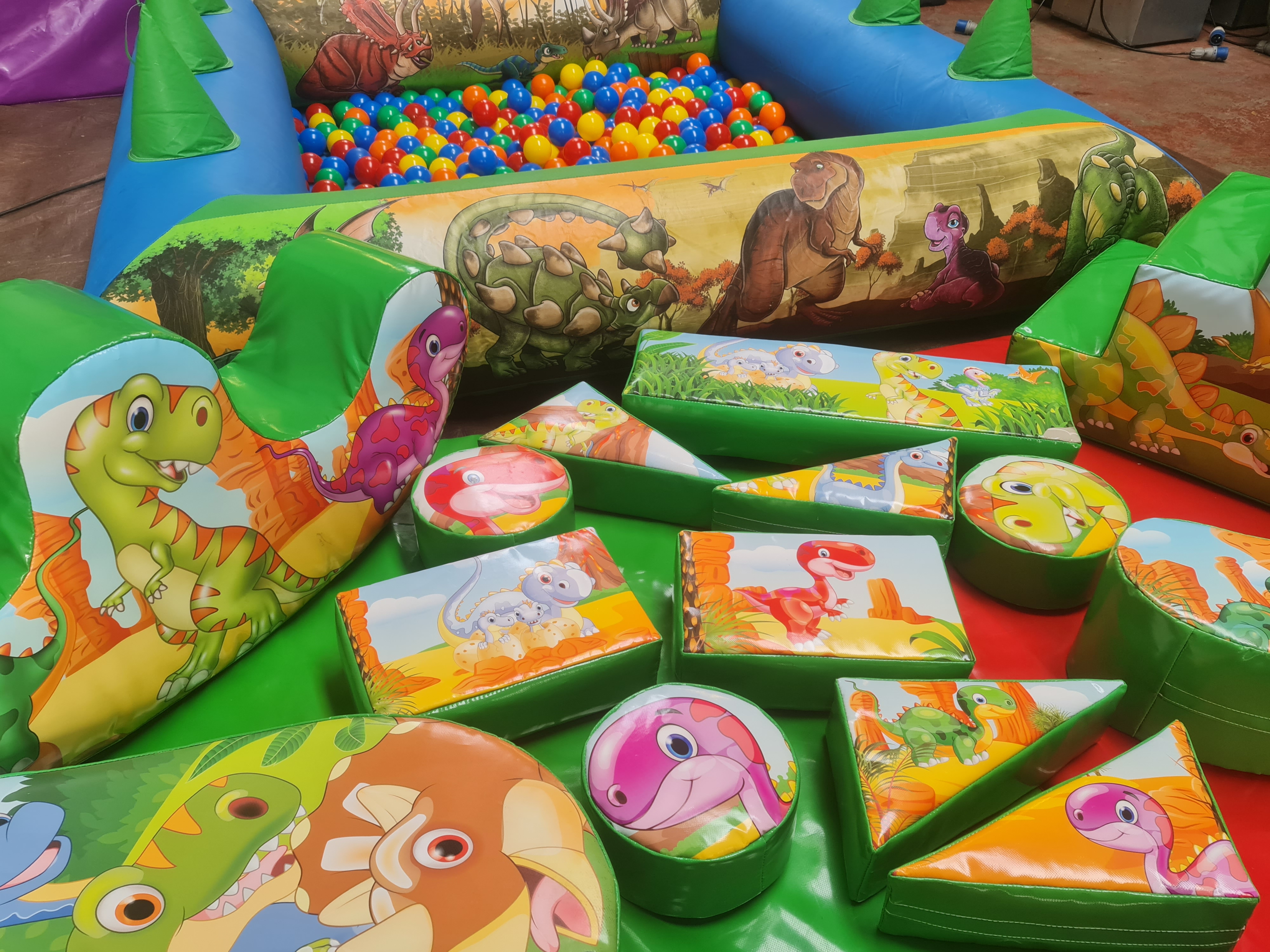 Ball Pools and Softplay | Ball Pool Hire Manchester | Ball Pool Rental