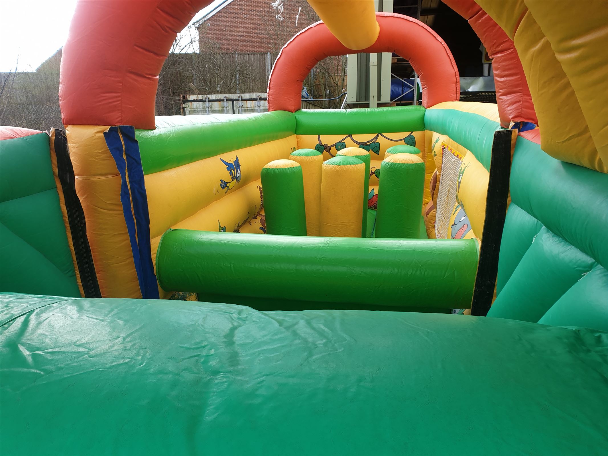 bouncy assault course hire