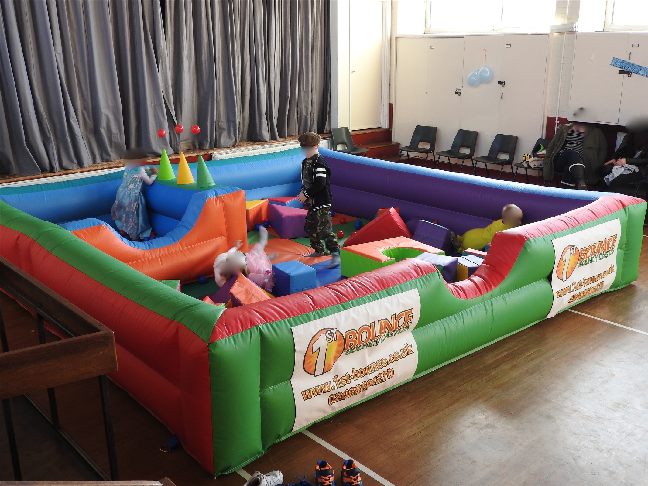 bouncy-castles-for-hire-one-stop-castles