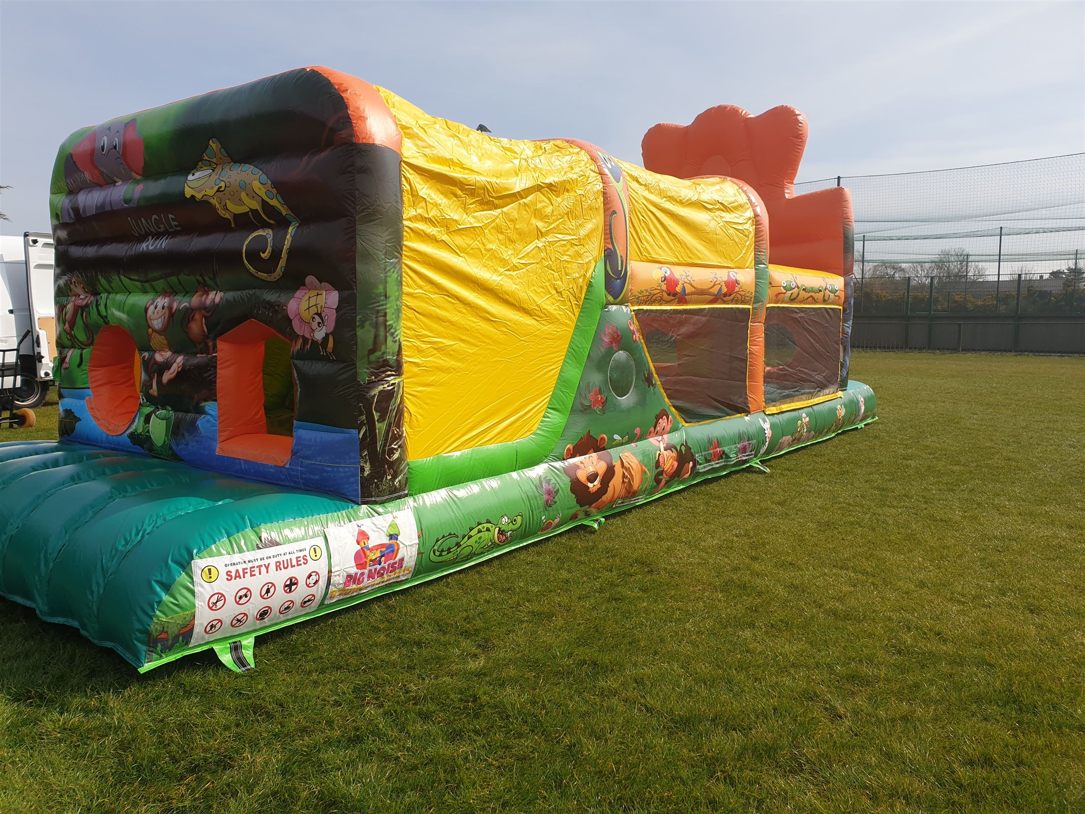 obstacle course bouncy castle hire