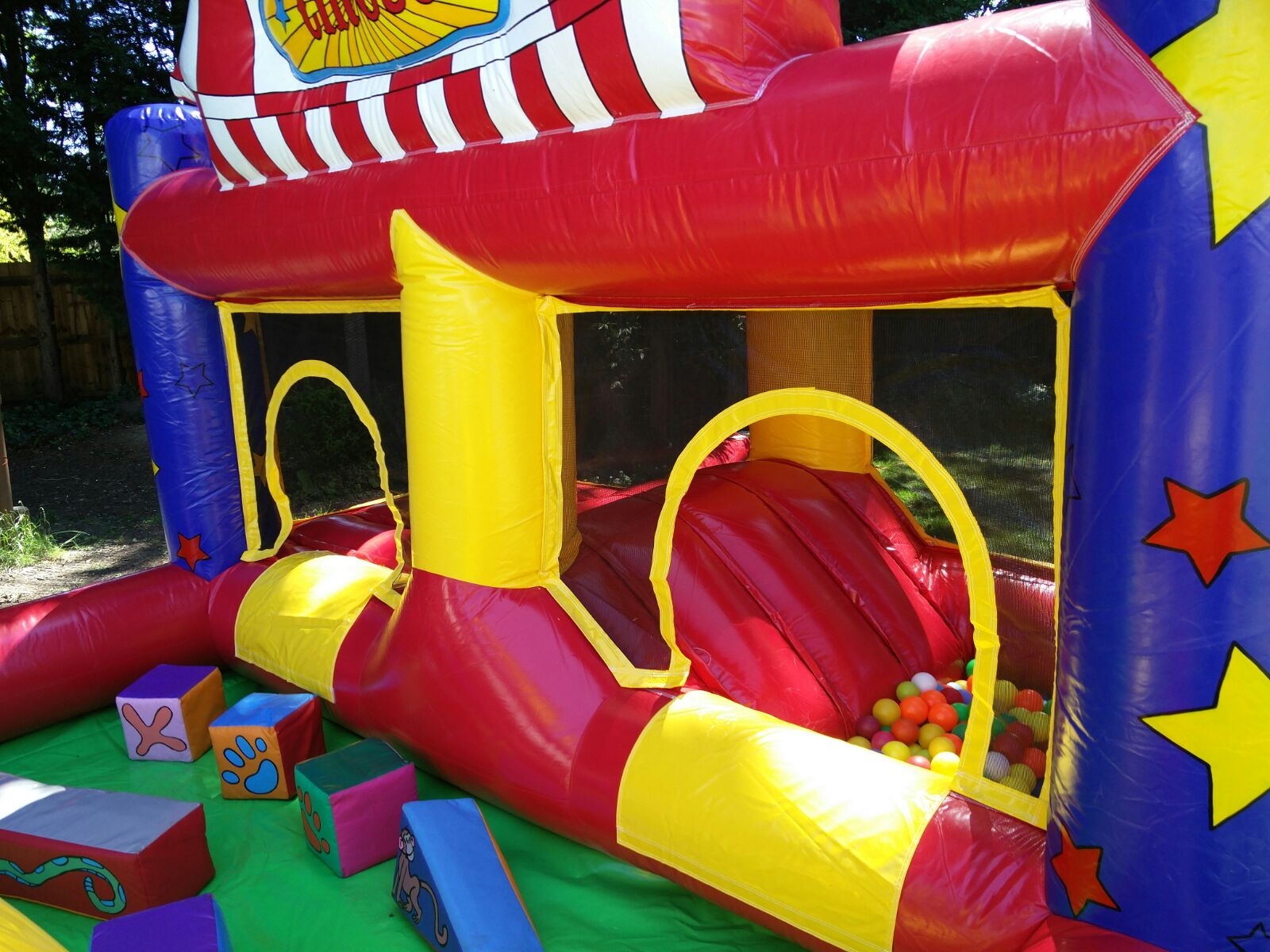 Circus Mobile Play centre Corporate Entertainment in Essex, London