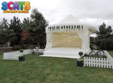 Deluxe Wedding Bouncing Castle **Exclusively for Weddings** SBC190 ...