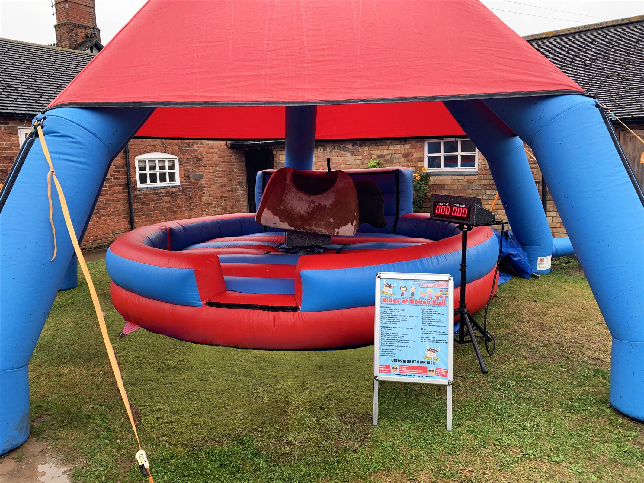 Inflatable Event Shelter Hire Nottingham Gedling Bouncy Castle Hire