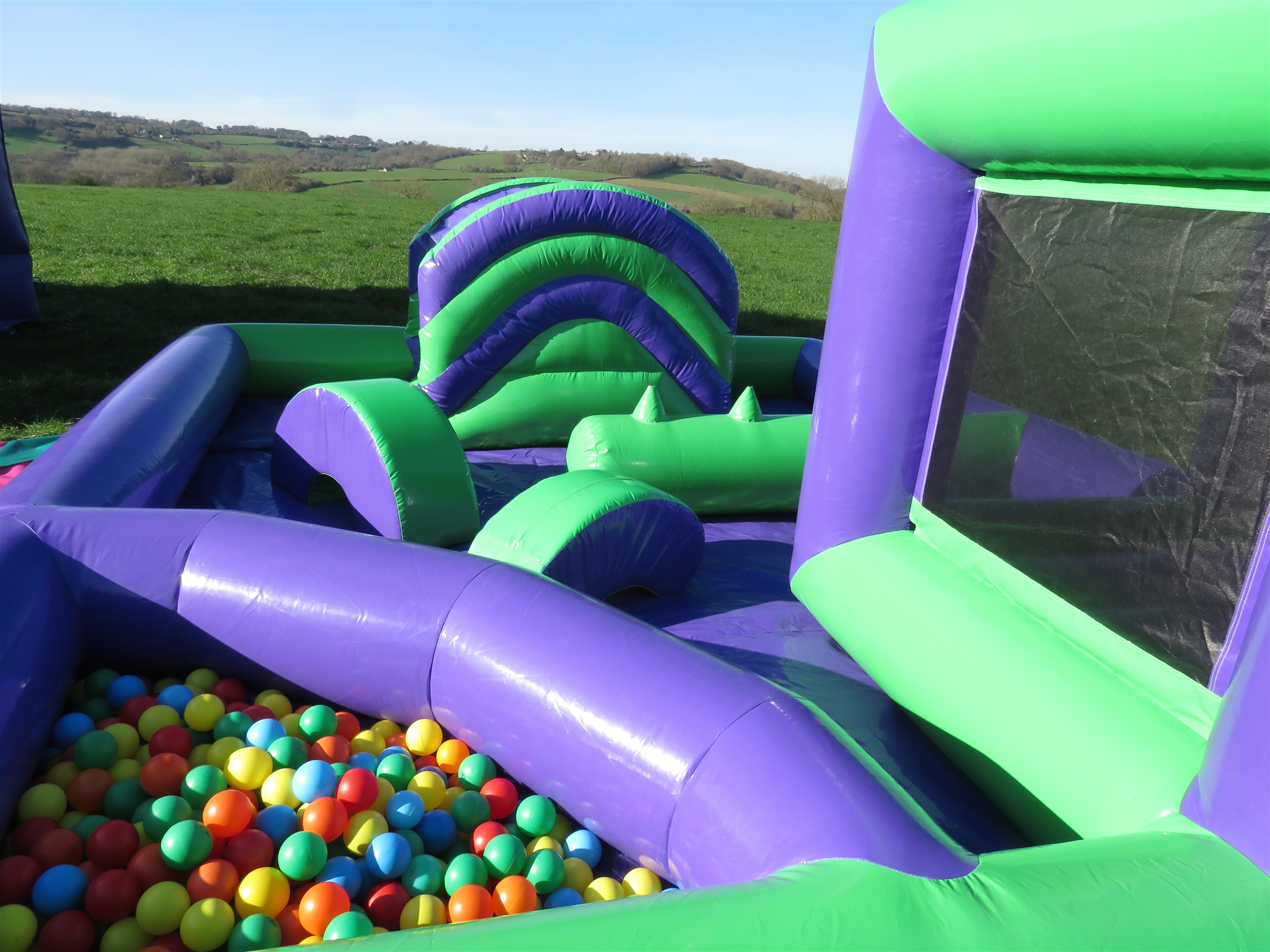 bouncing castle for toddlers