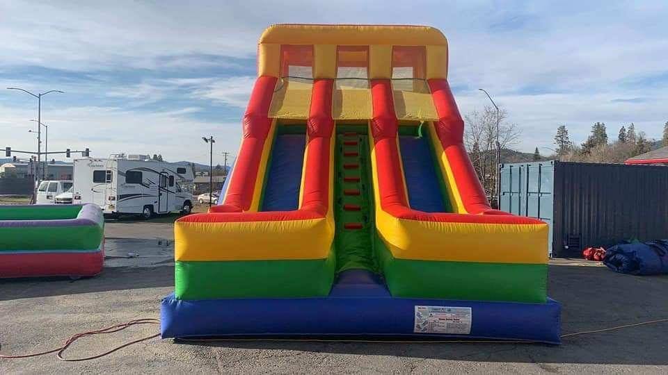 Dry Slides & Interactive Blow Ups Rentals in GRANTS PASS, MEDFORD