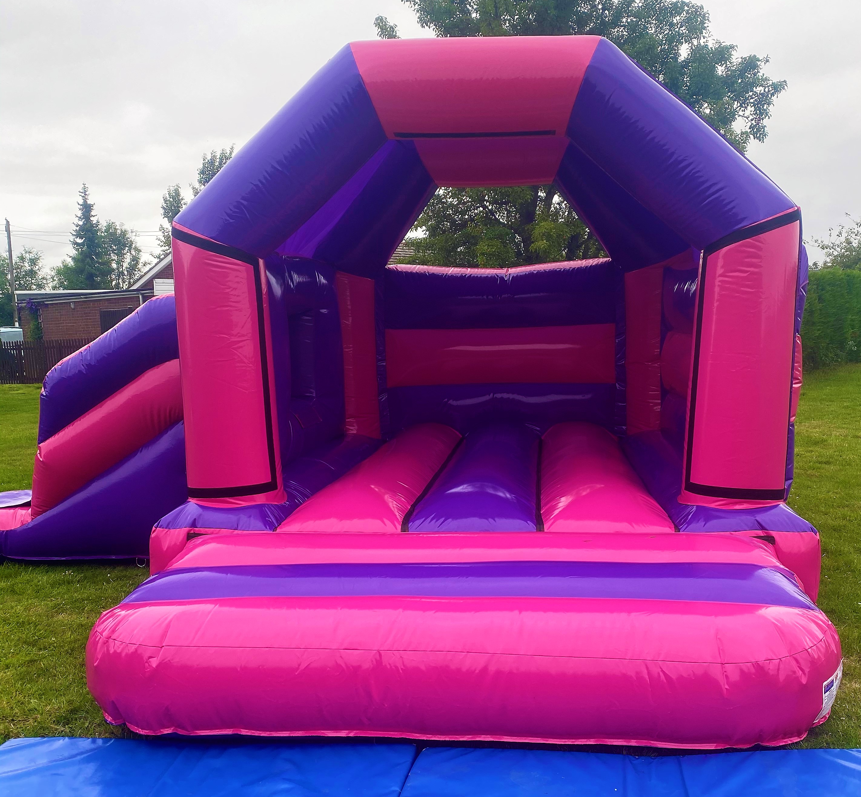 Bouncy Castle with Slide