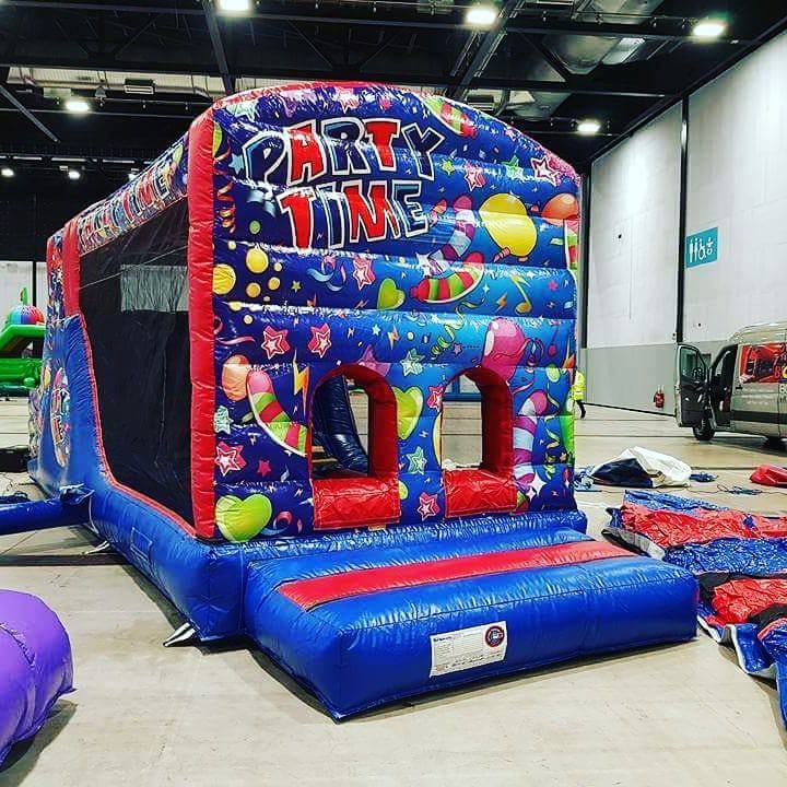 10ft X 28ft Adult/childrens Inflatable Fun Run in Solihull Best